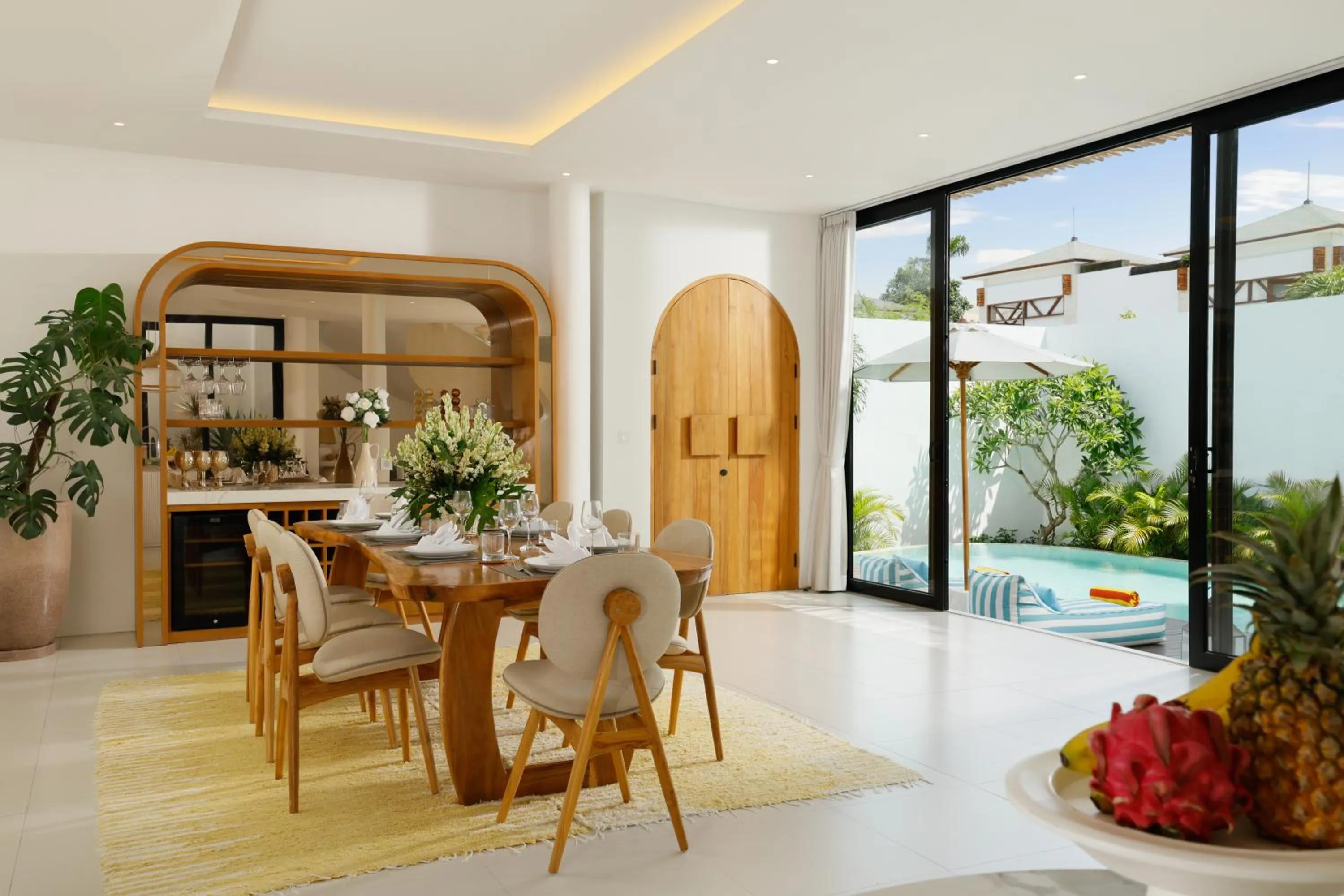 Dining area in Villa Kalem Canggu by Nakula