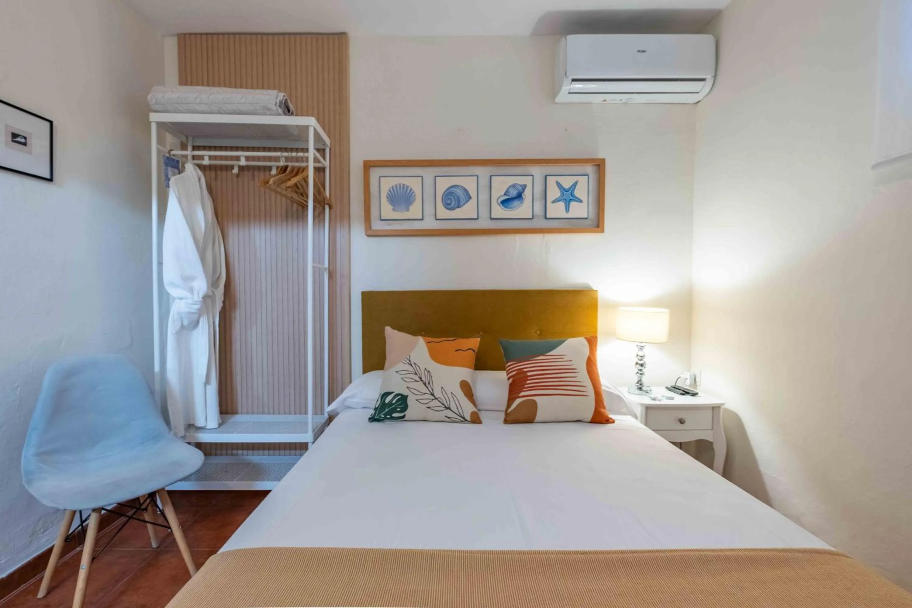 Photo of the whole room in La Tartana Hotel Boutique