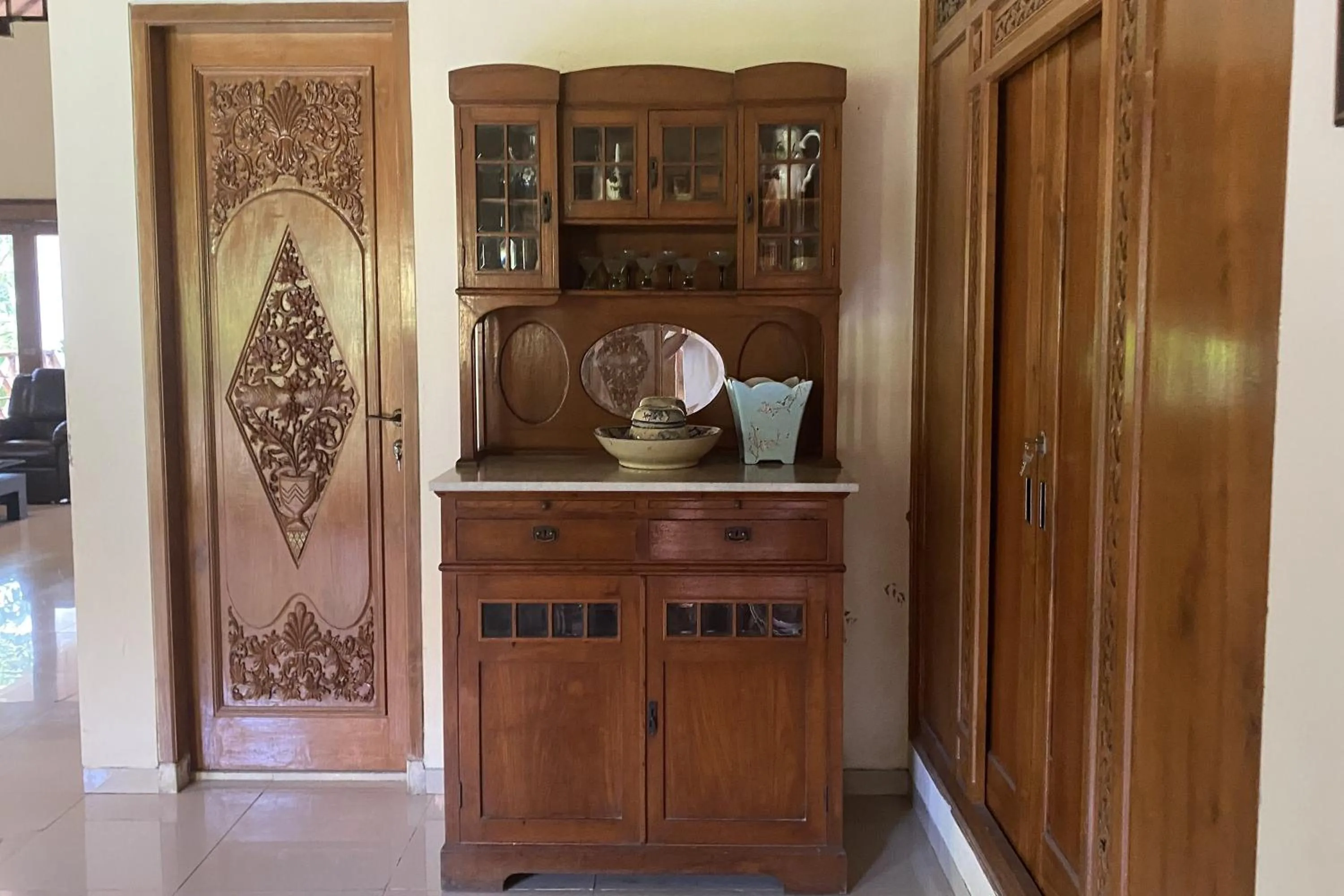 Living room in Villa Baliantoro Yogyakarta