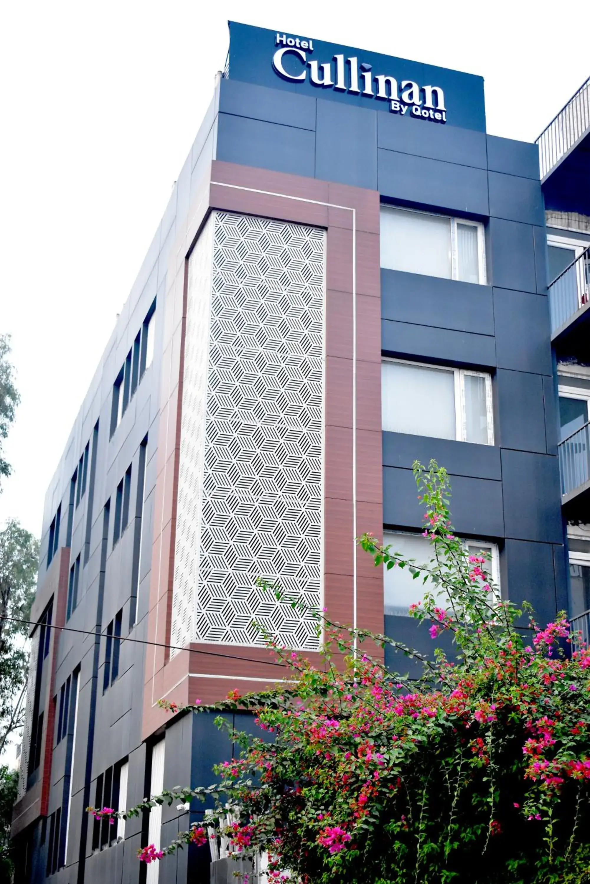 Property building in Qotel Signature Coleman Janakpuri Property building in Qotel Signature Coleman Janakpuri