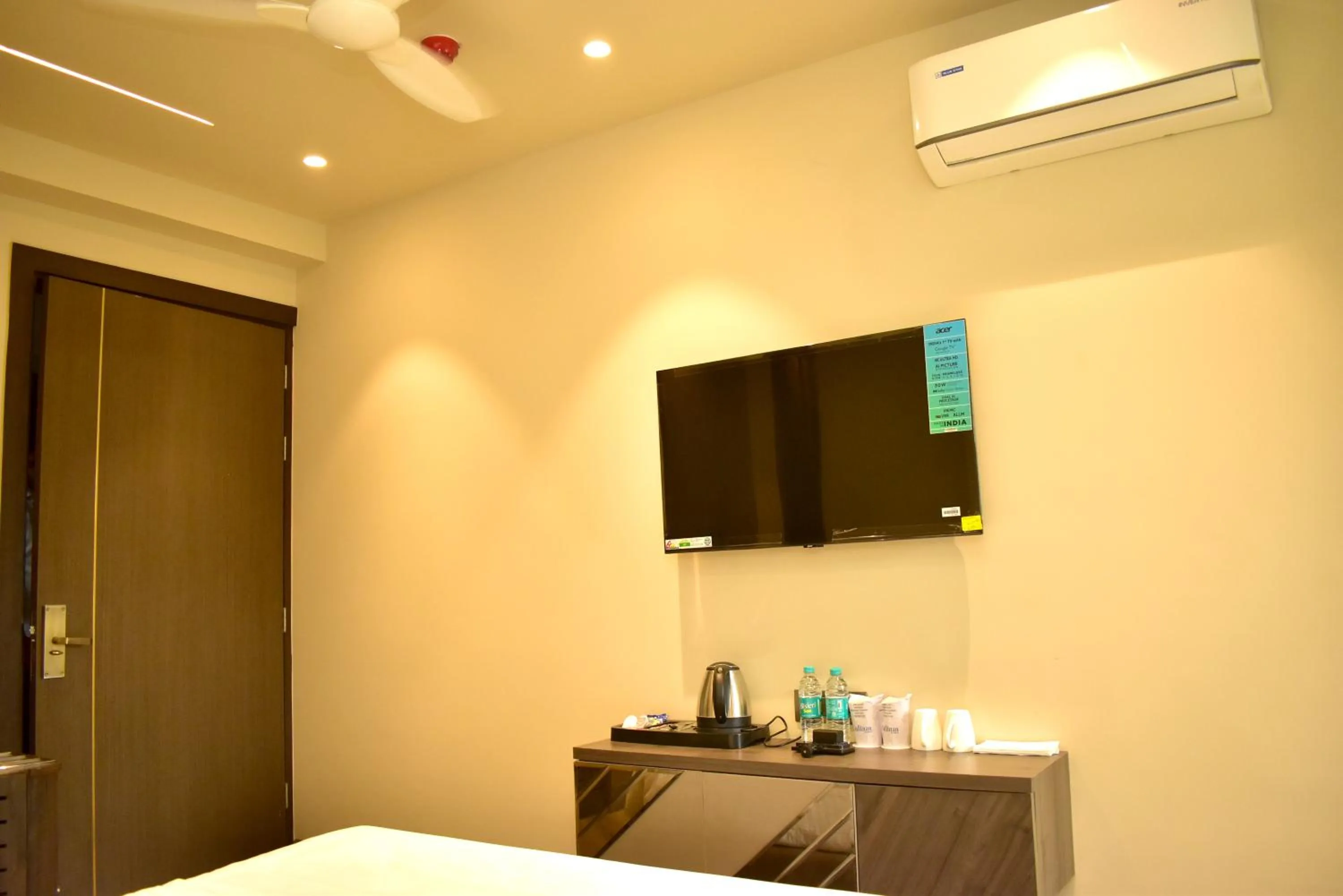 Bed in Qotel Signature Coleman Janakpuri