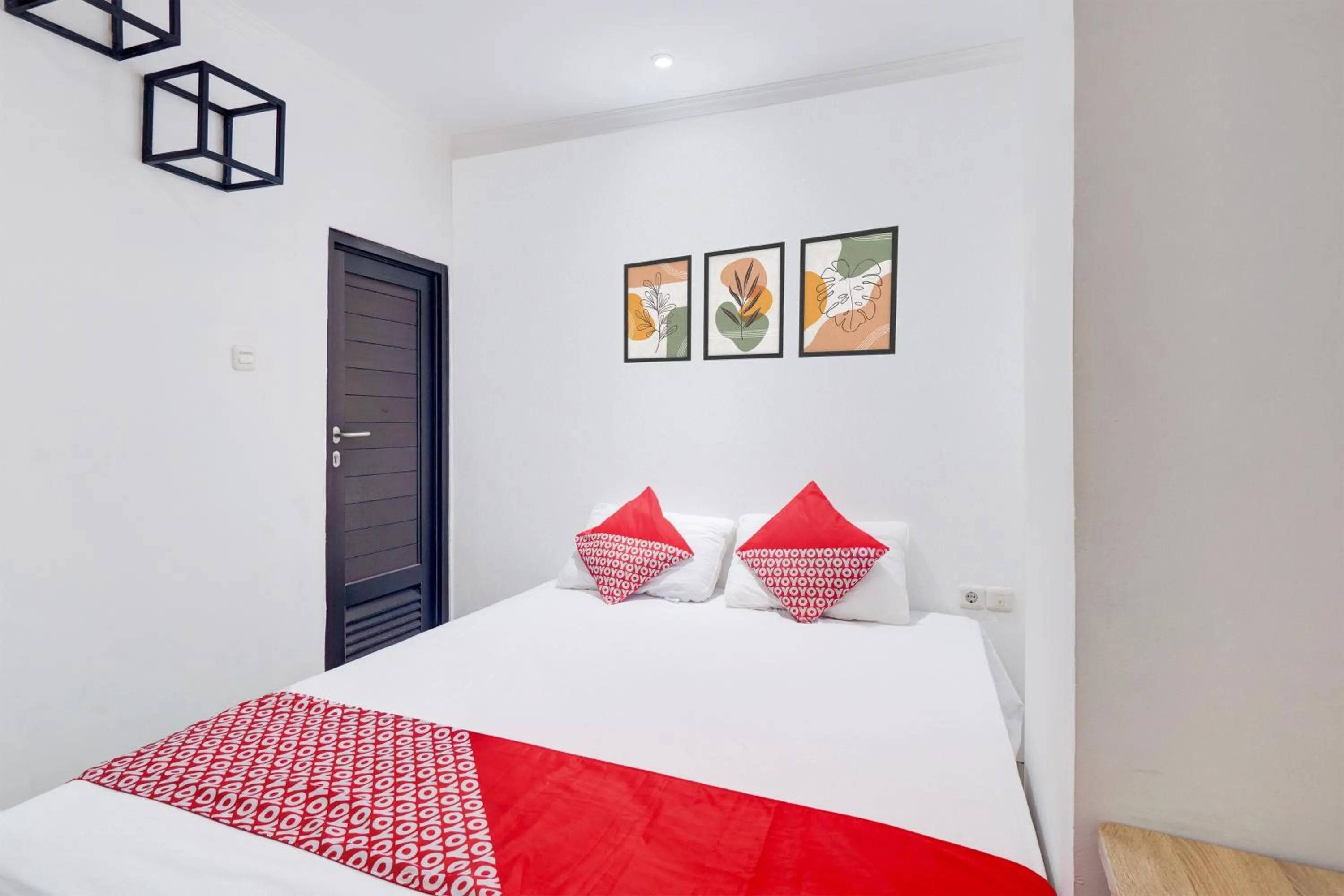 Bedroom, Bed in Collection O Gunung Sahari Near Ancol