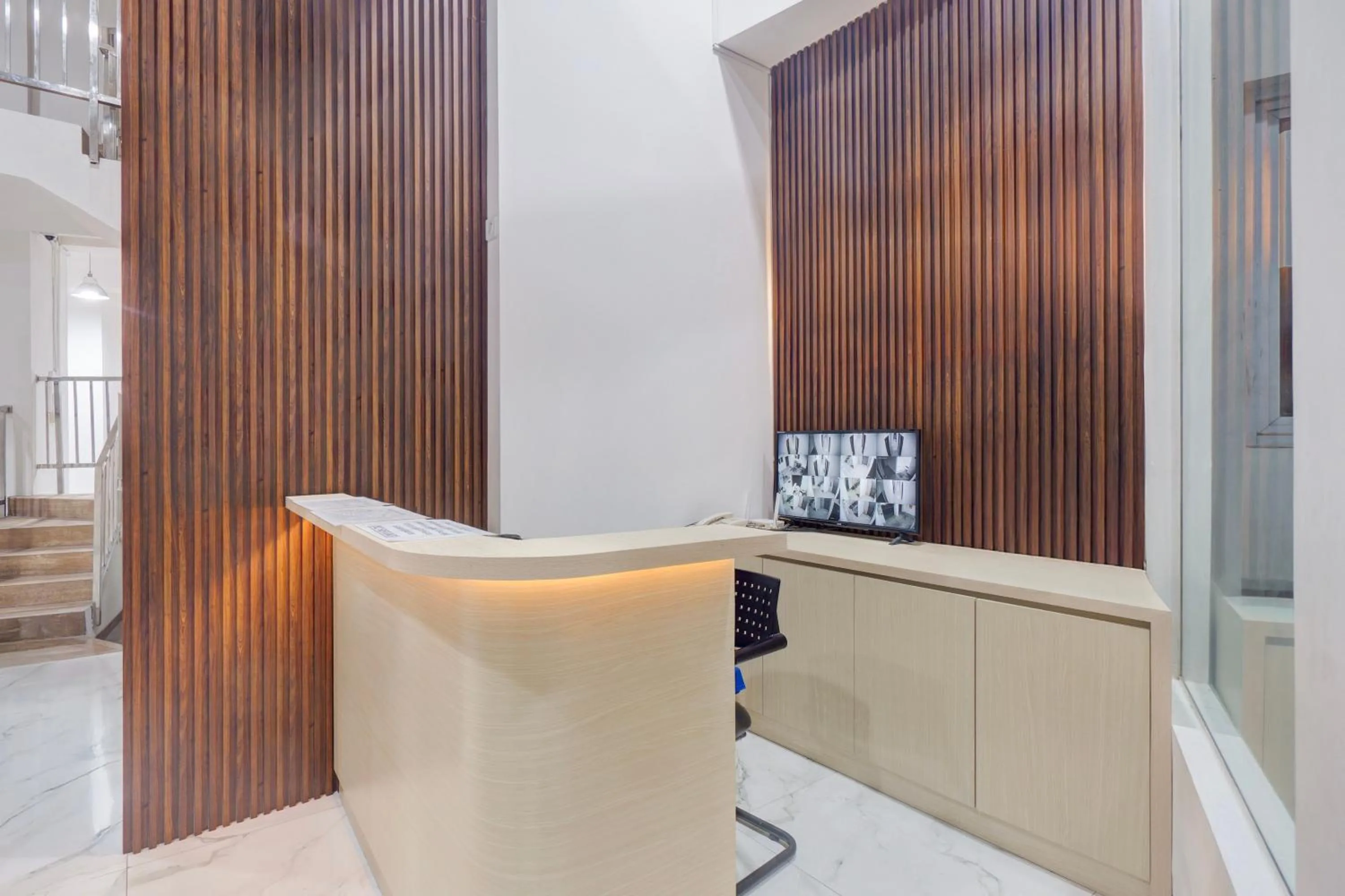 Lobby or reception in Collection O Gunung Sahari Near Ancol