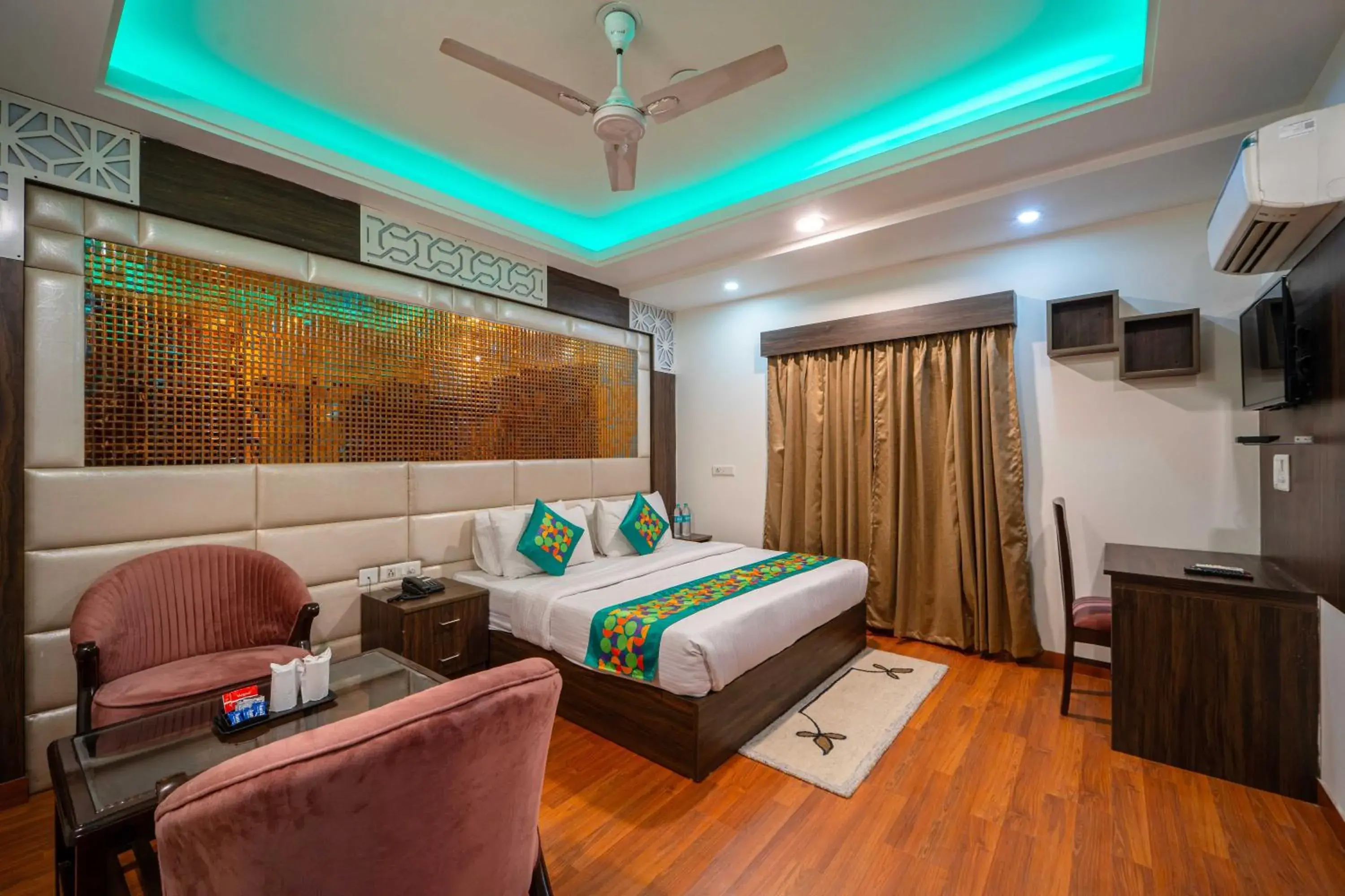 Bedroom, Bed in Treebo Marigold Bedroom, Bed in Treebo Marigold