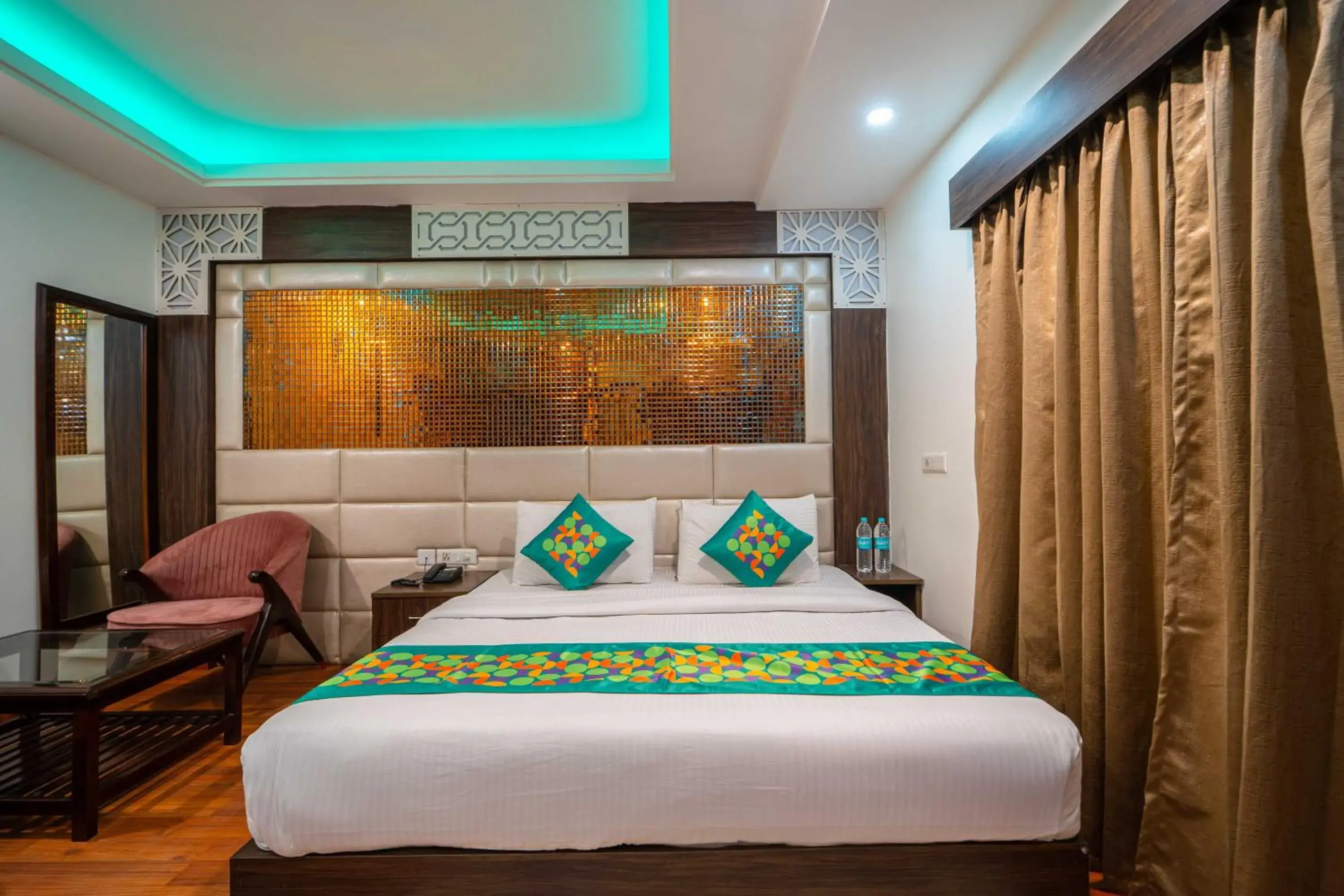 Bedroom, Bed in Treebo Marigold Bedroom, Bed in Treebo Marigold