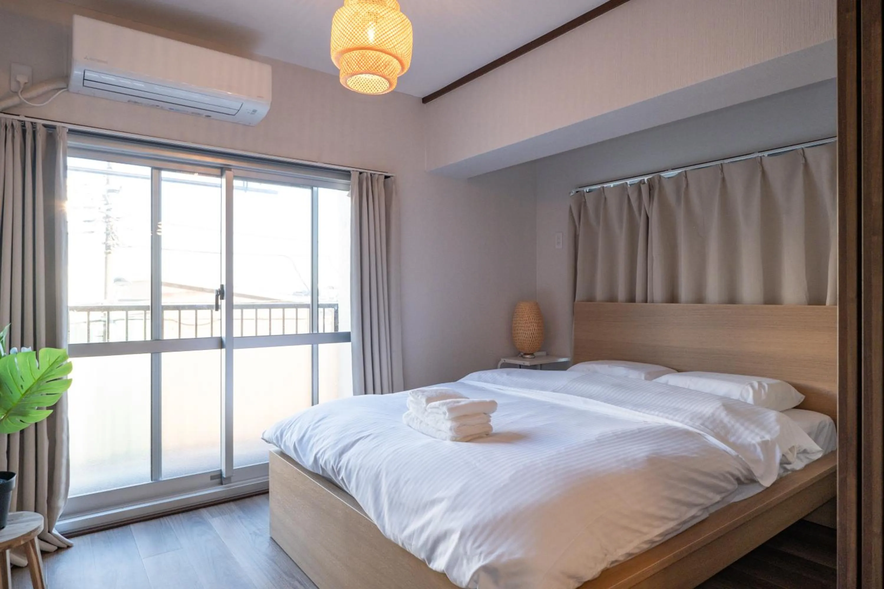 Bed in Mi-APT TAKINO