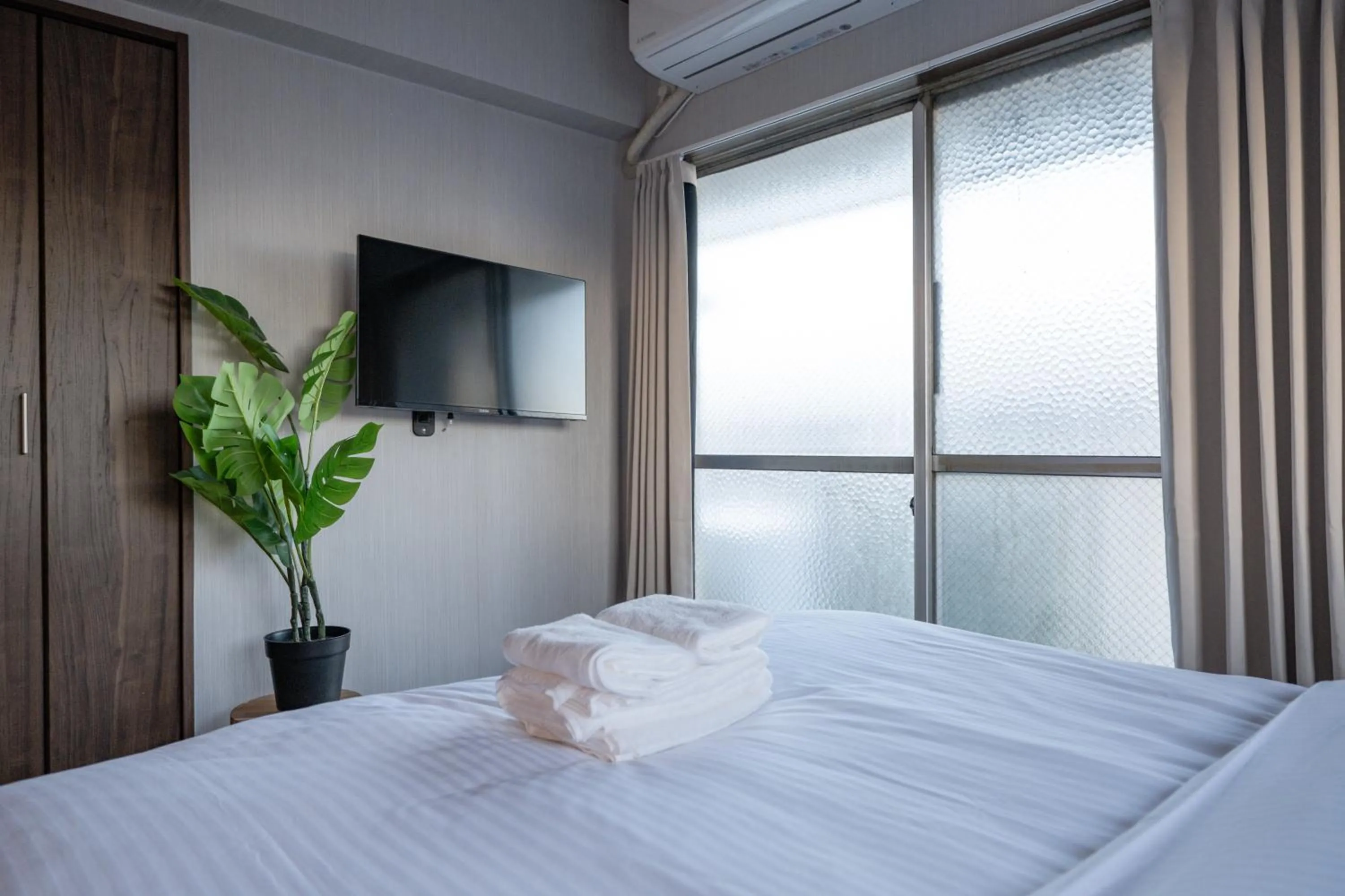 Bed in Mi-APT TAKINO