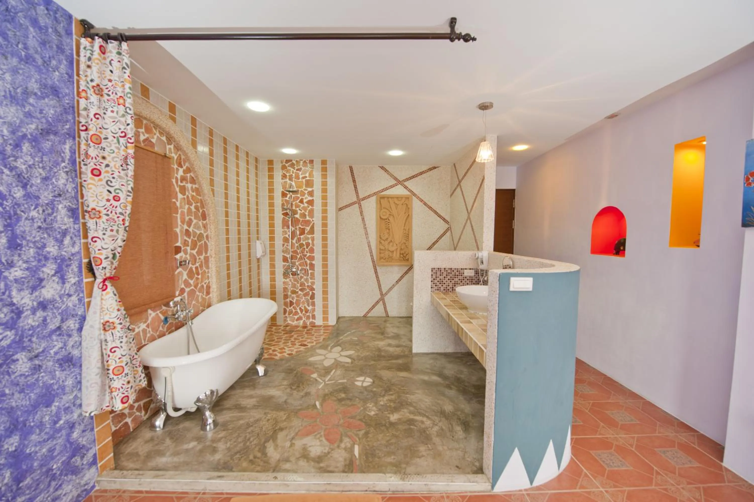 Bathroom in Hana B&B