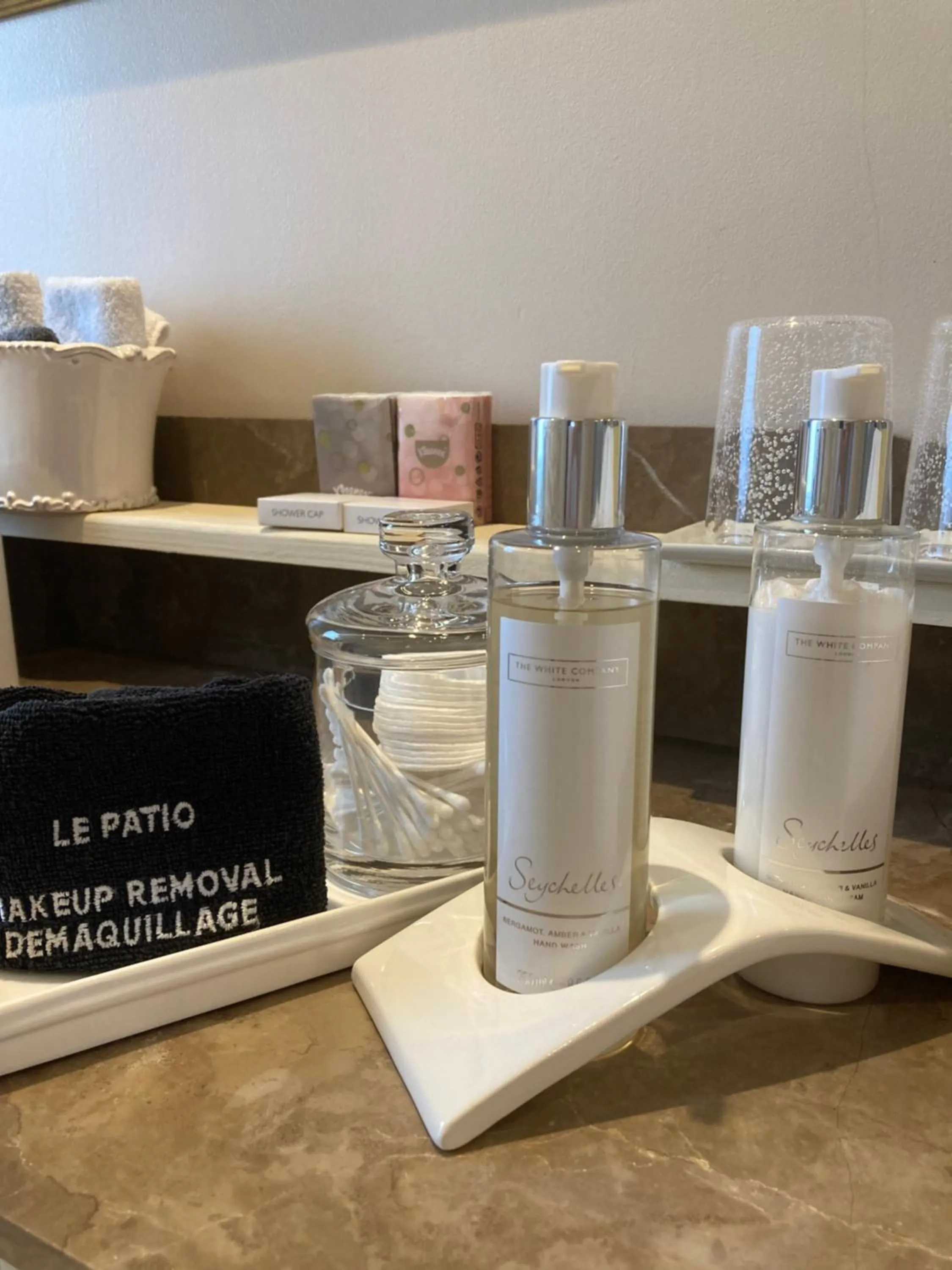 Bathroom in Le Patio Chambres et Tables d'Hôtes