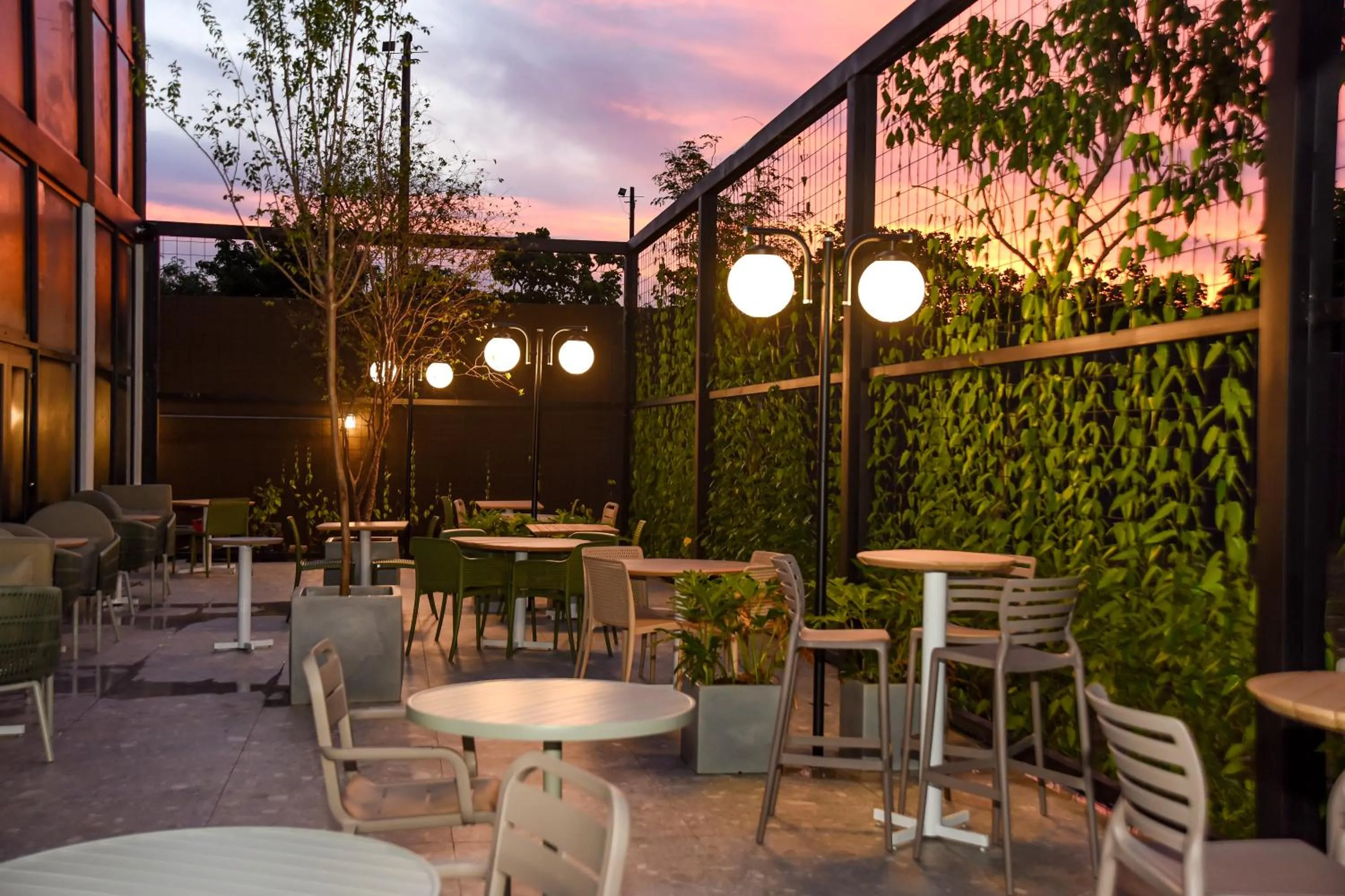 Patio in ibis Tangará Da Serra