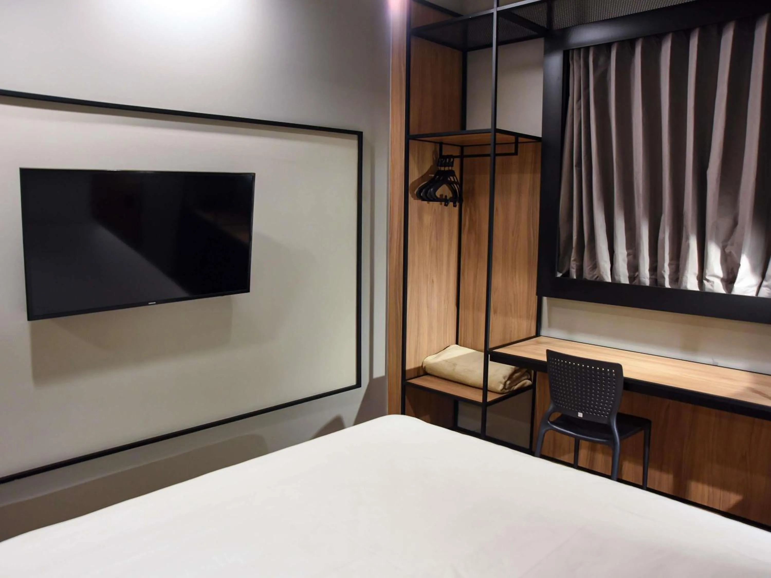 Bedroom, Bed in ibis Tangará Da Serra