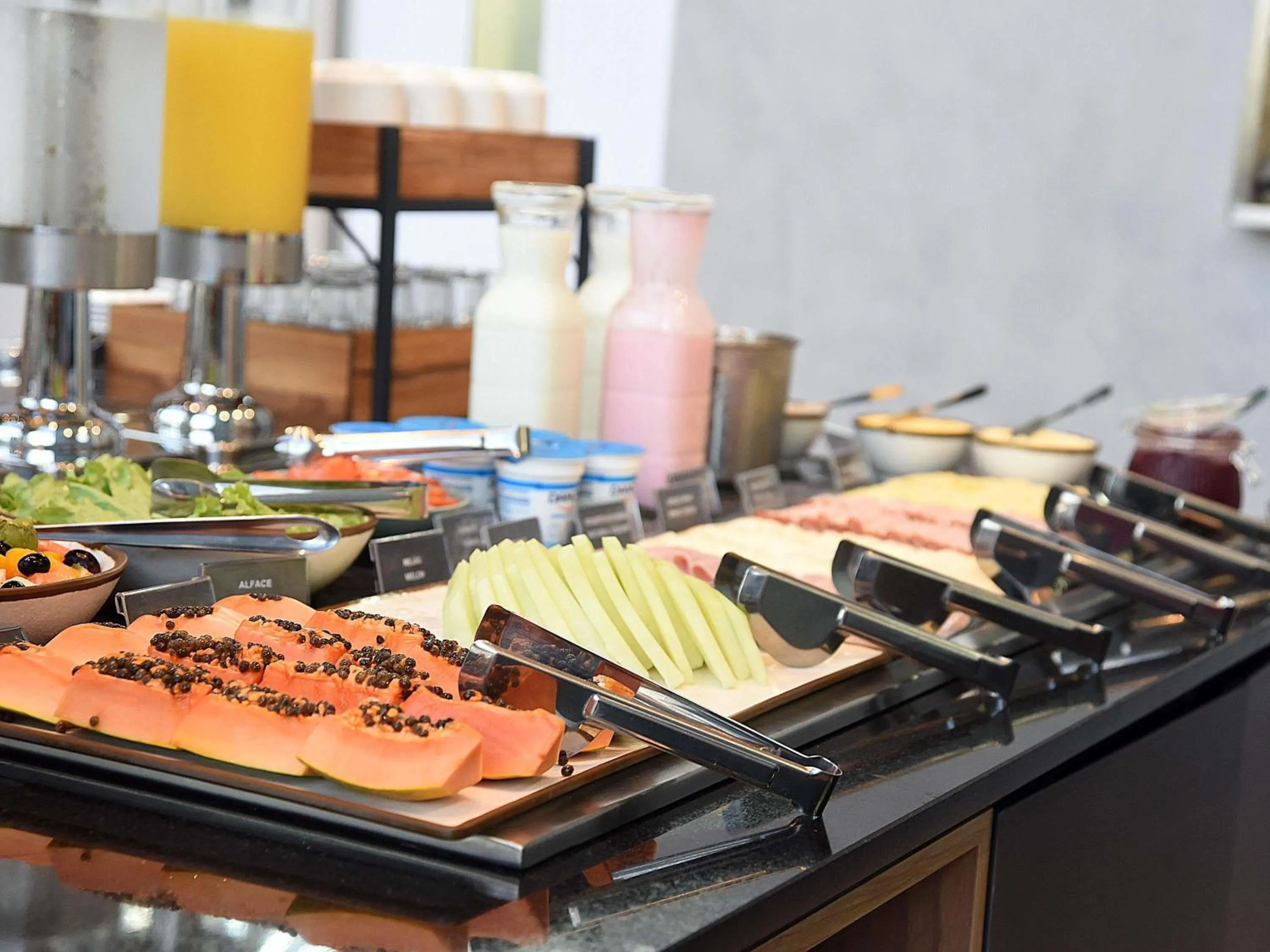 Breakfast in ibis Tangará Da Serra