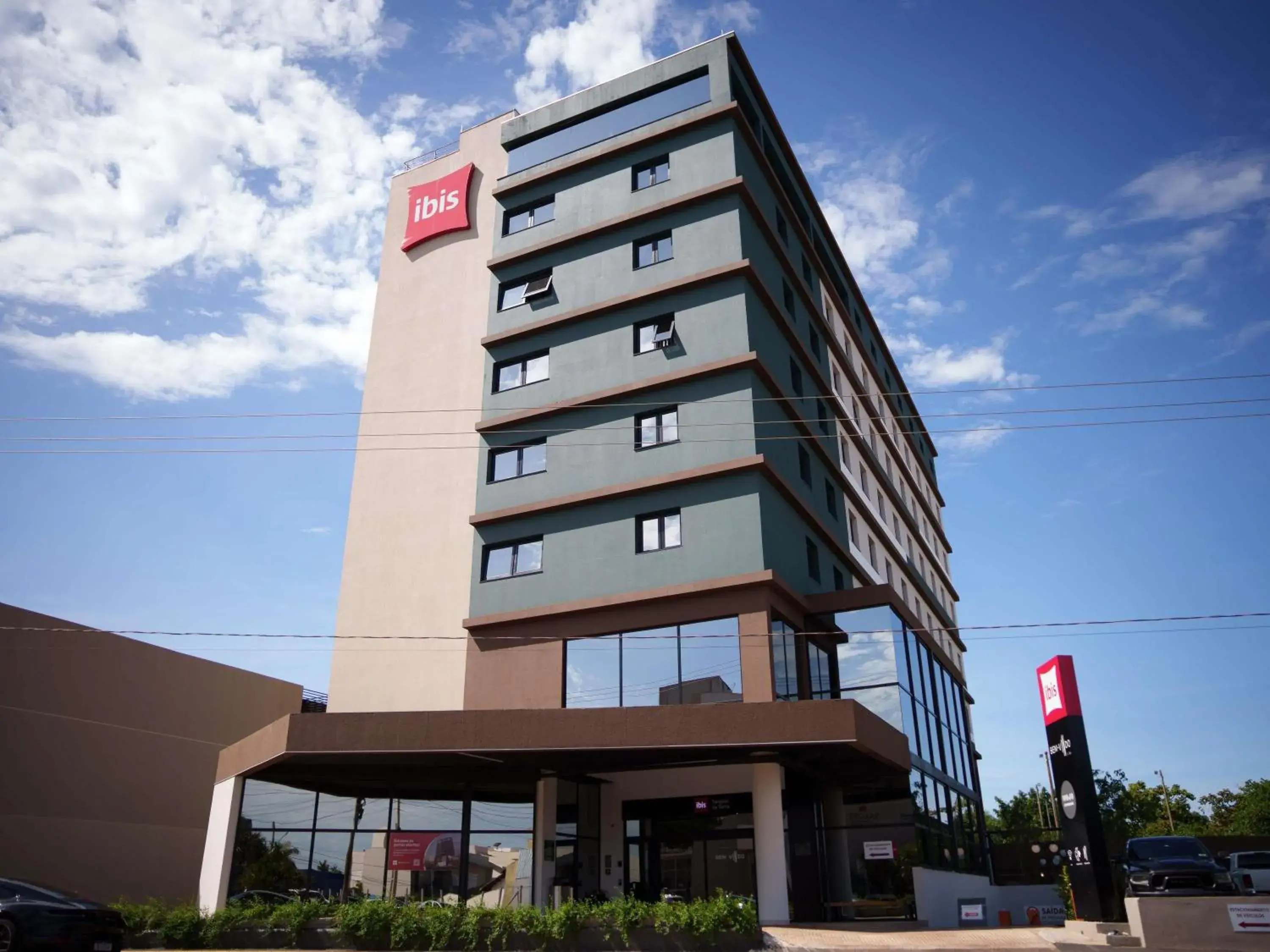 Property building in ibis Tangará Da Serra Property building in ibis Tangará Da Serra