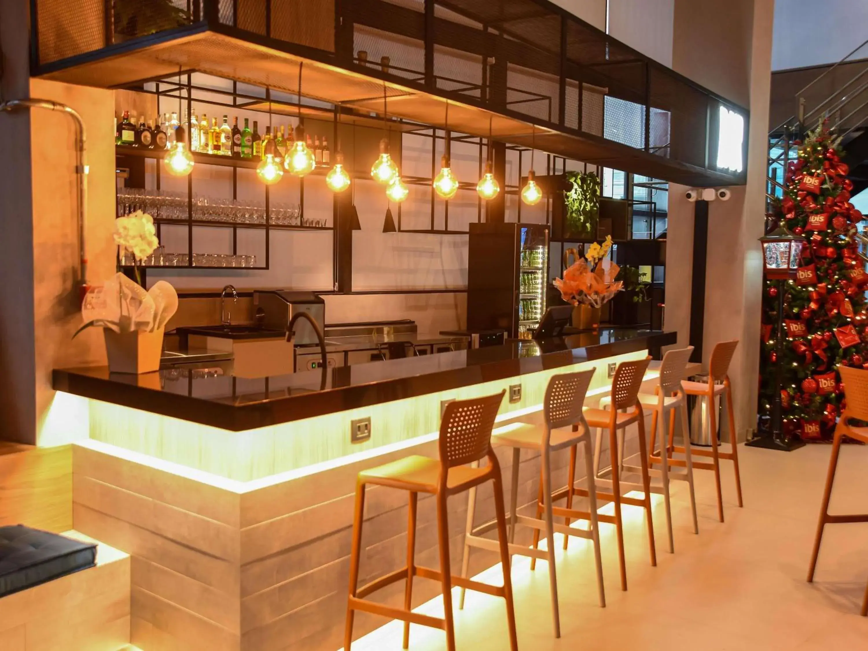 Lounge or bar in ibis Tangará Da Serra Lounge or bar in ibis Tangará Da Serra