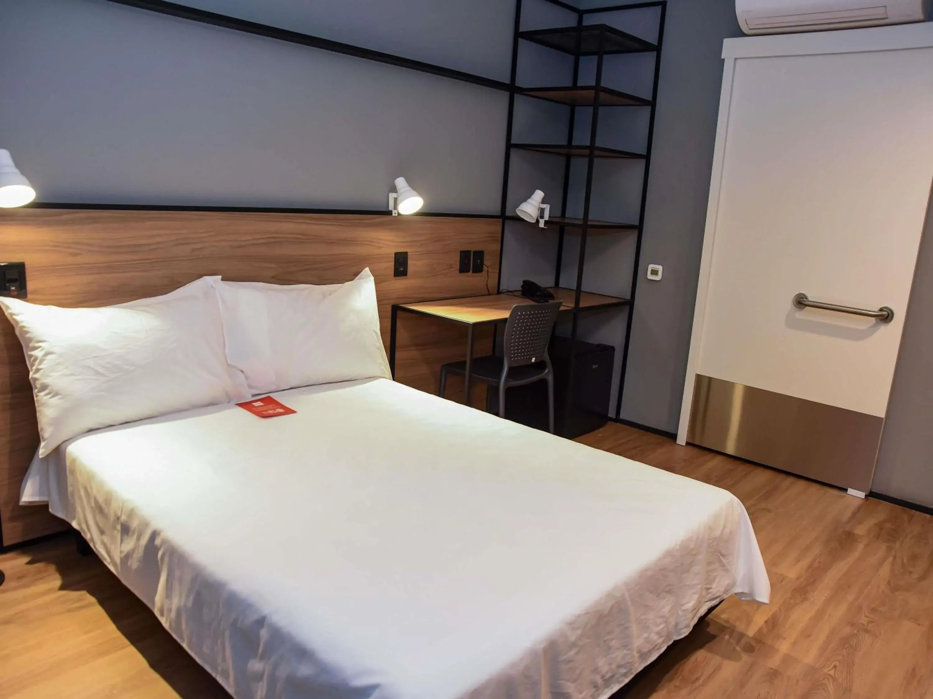 Bedroom, Bed in ibis Tangará Da Serra Bedroom, Bed in ibis Tangará Da Serra