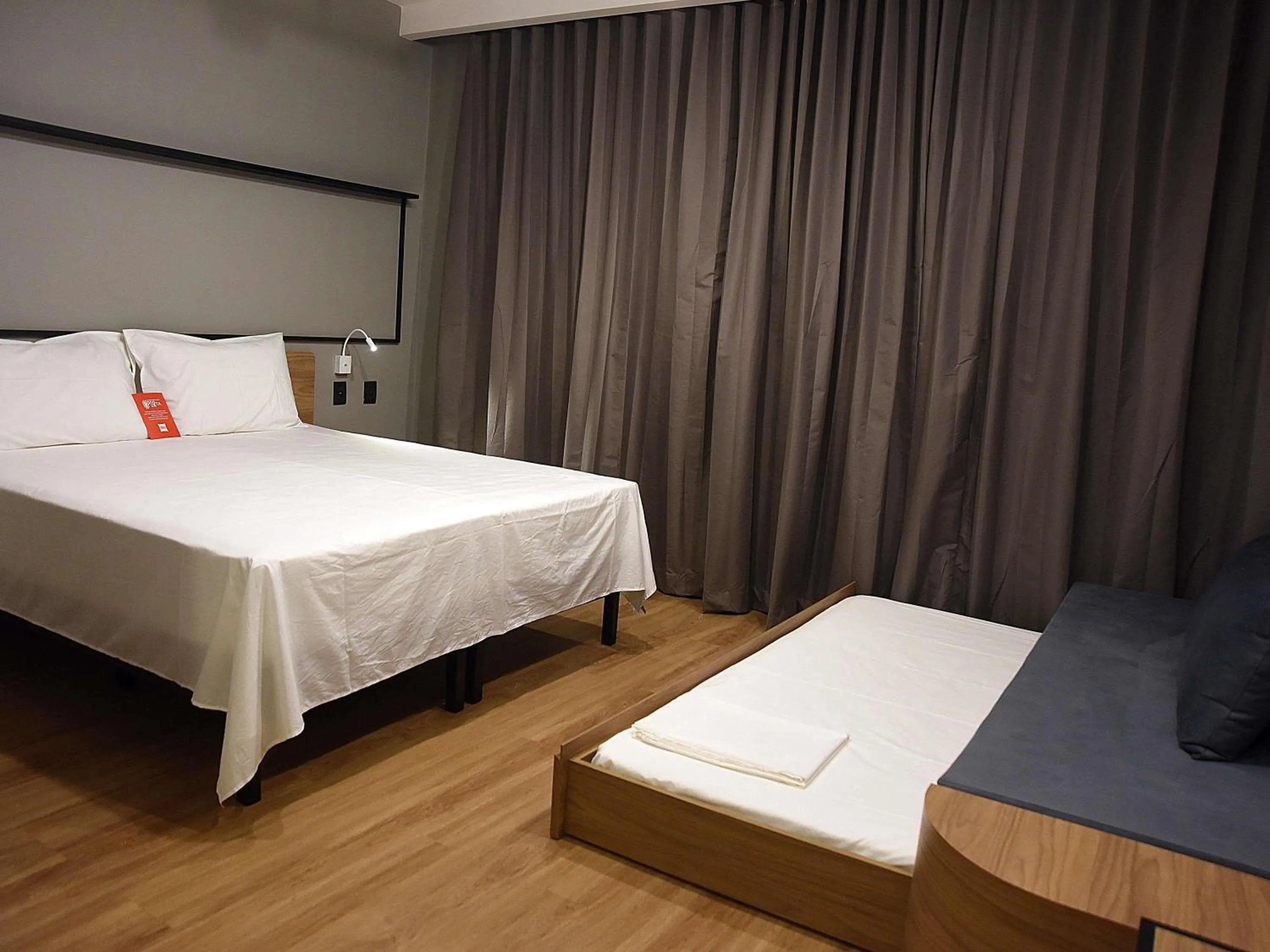 Bedroom, Bed in ibis Tangará Da Serra