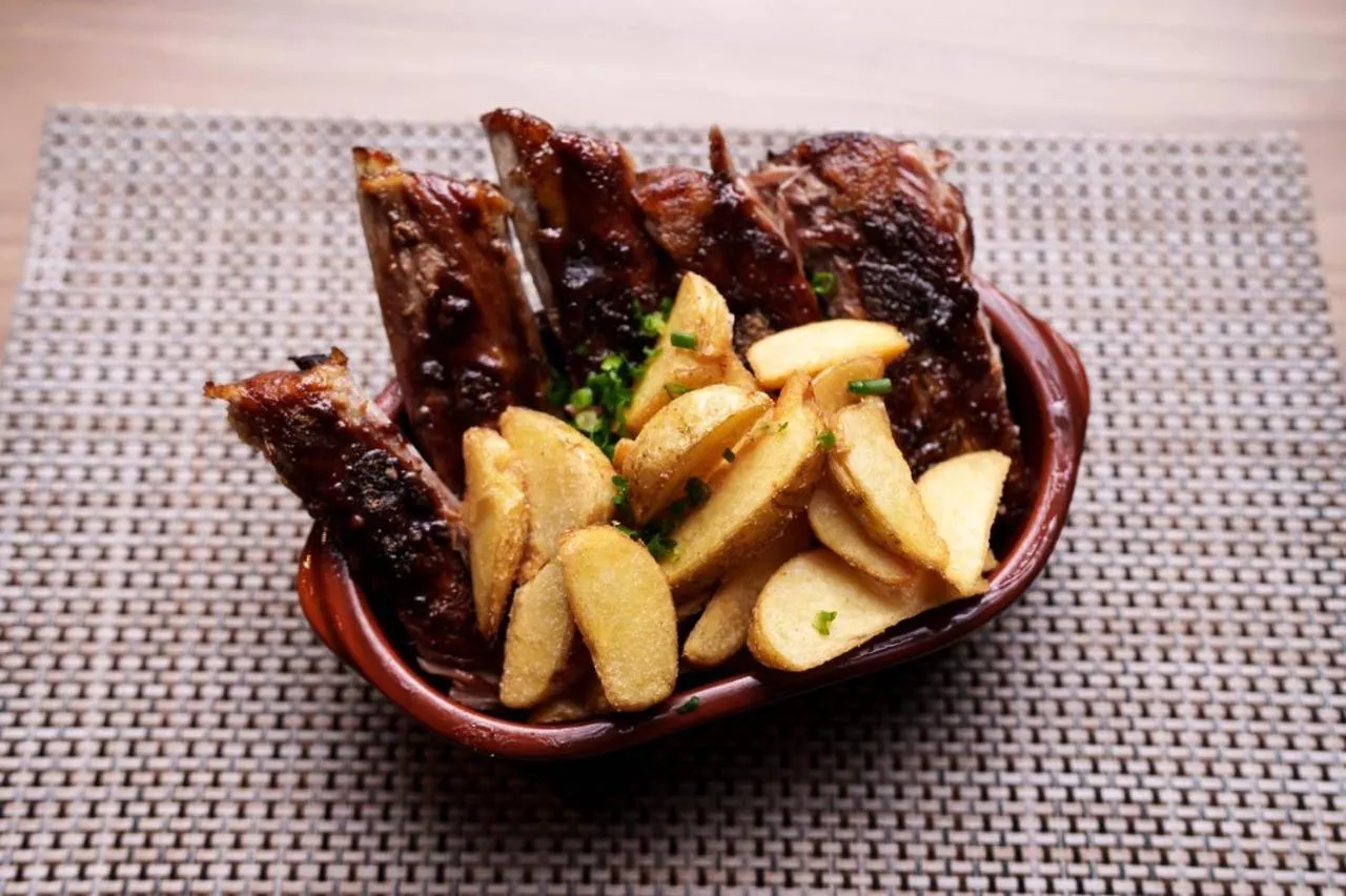 Restaurant/places to eat in ibis Tangará Da Serra