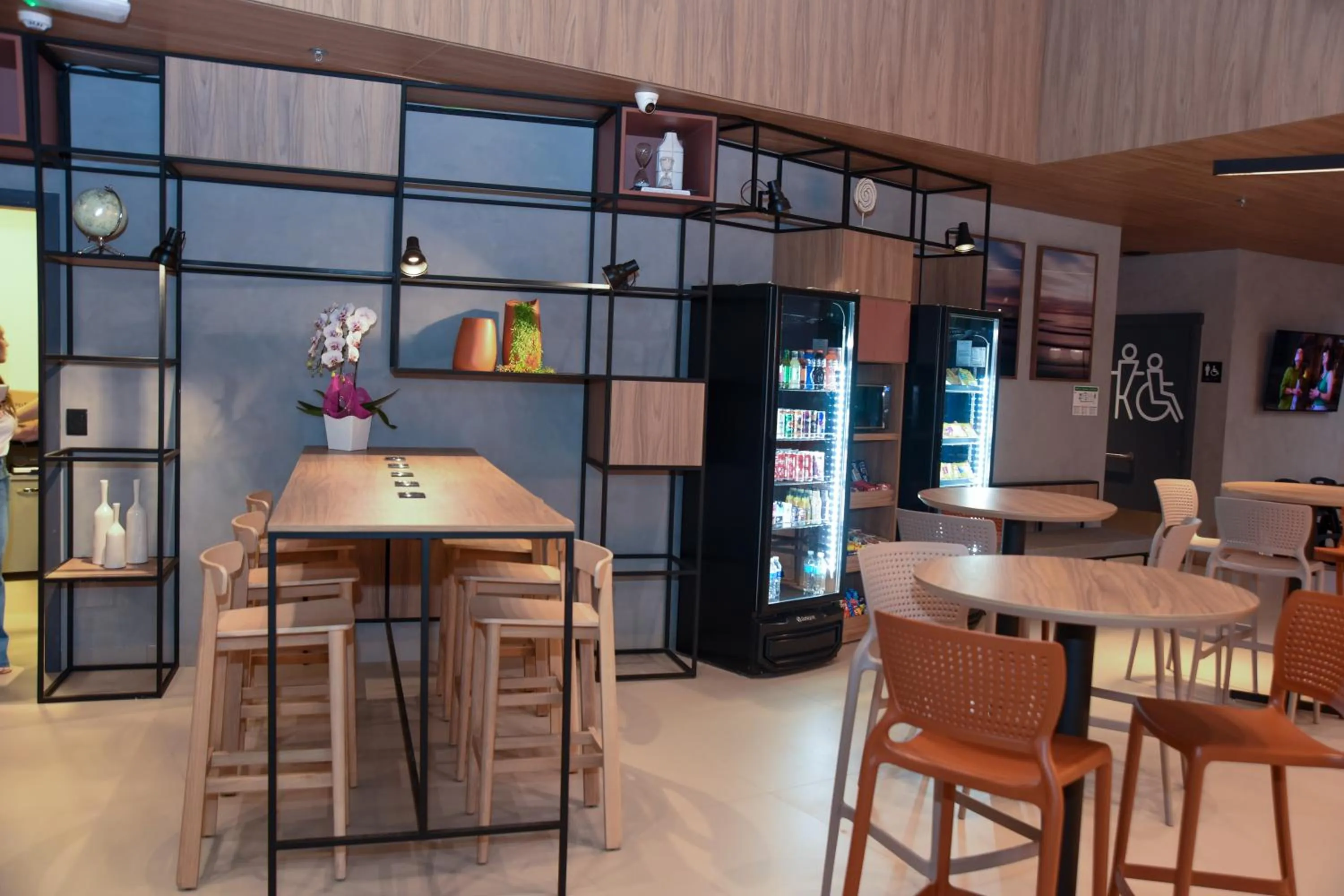 Seating area in ibis Tangará Da Serra