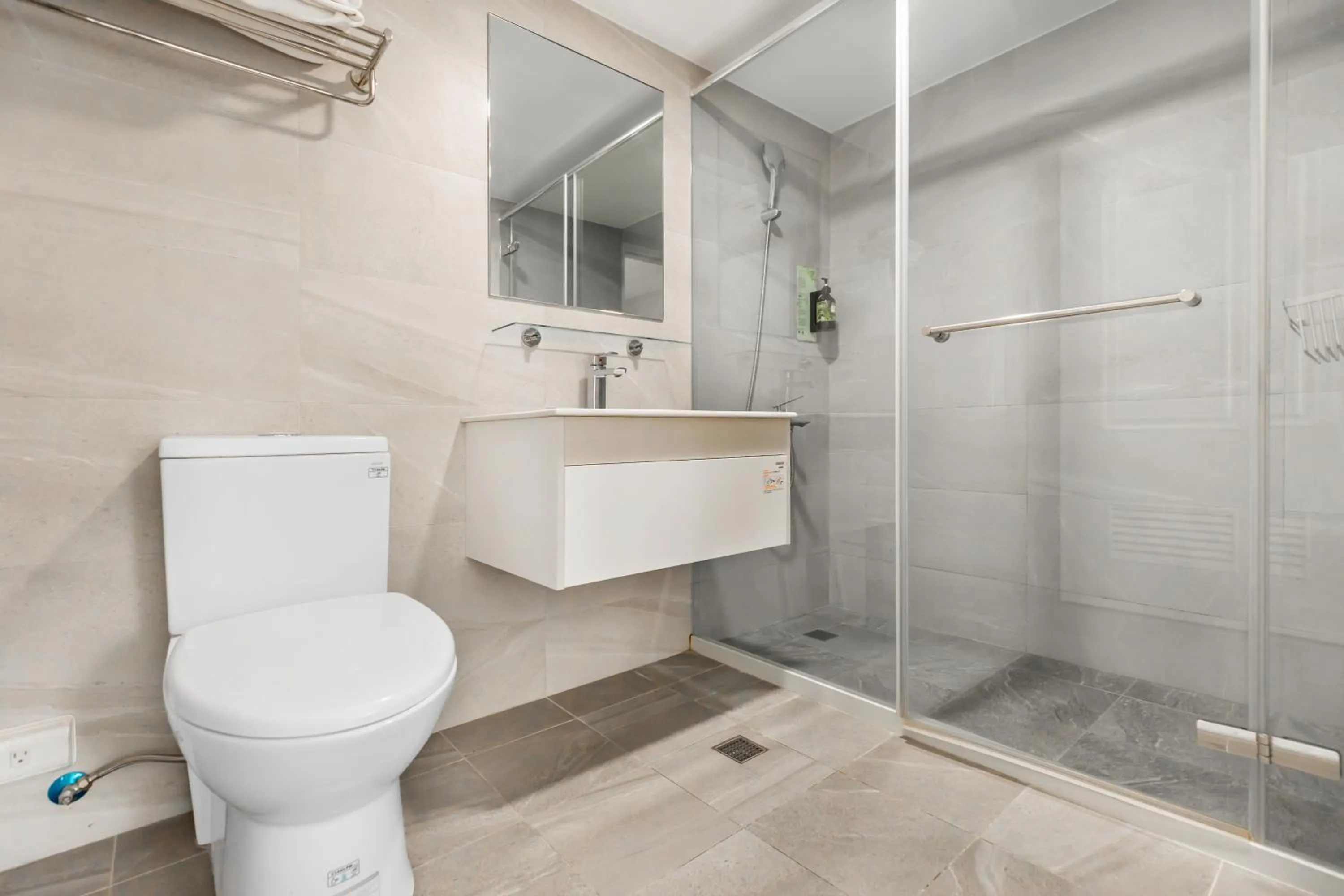 Bathroom in Mu Chen Hotel