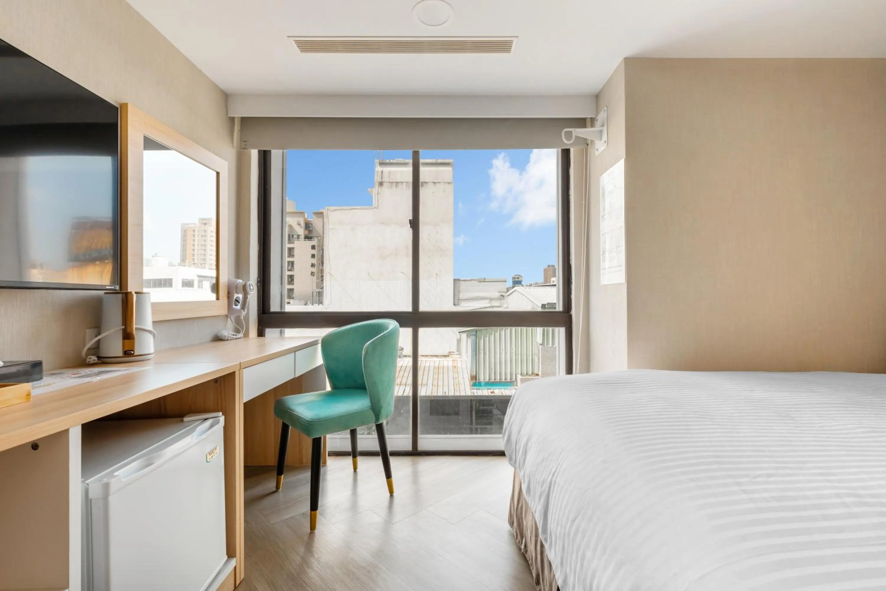 Photo of the whole room, Bed in Mu Chen Hotel