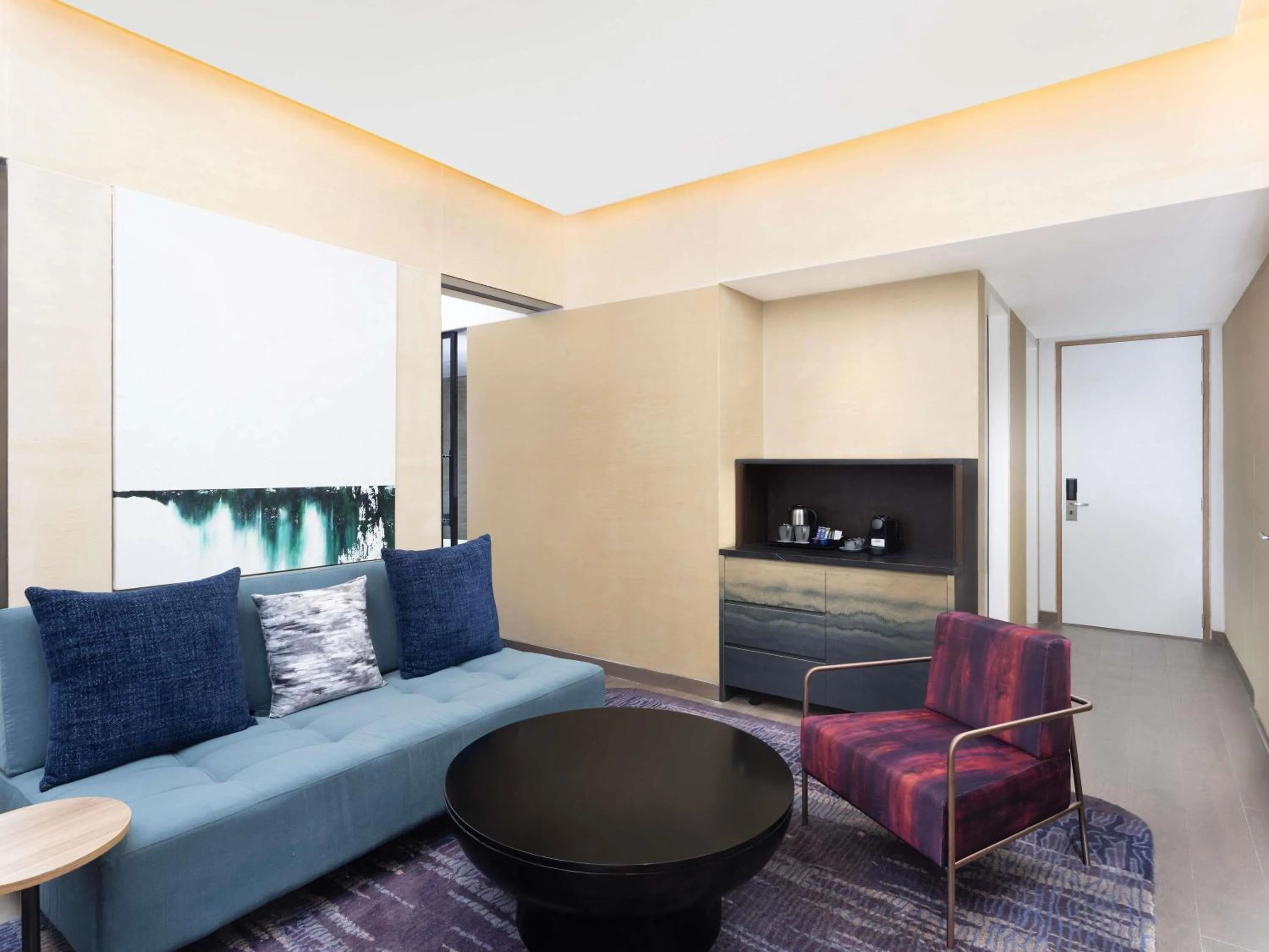 Bedroom in Novotel New Delhi City Centre