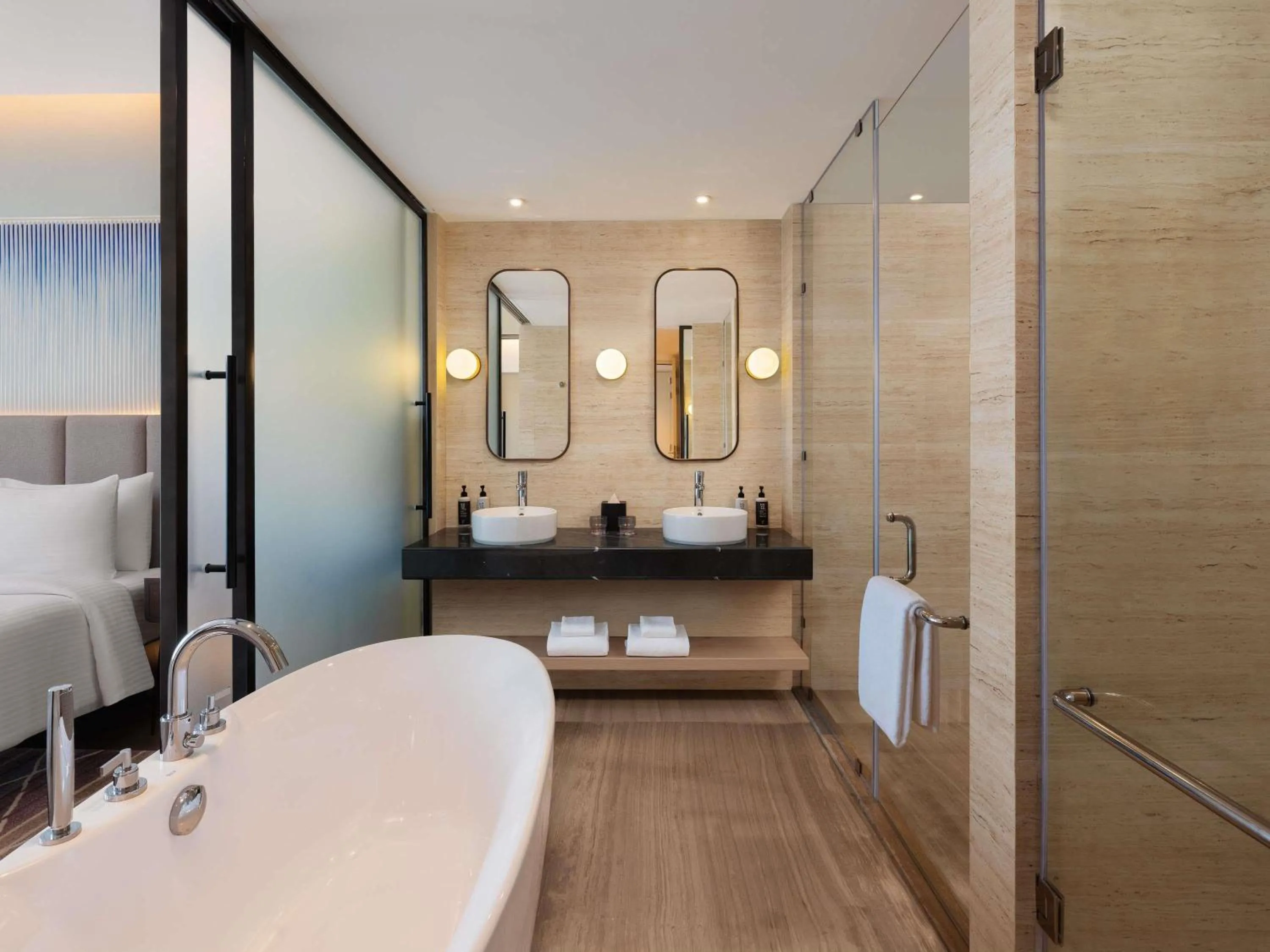 Bedroom, Bed in Novotel New Delhi City Centre