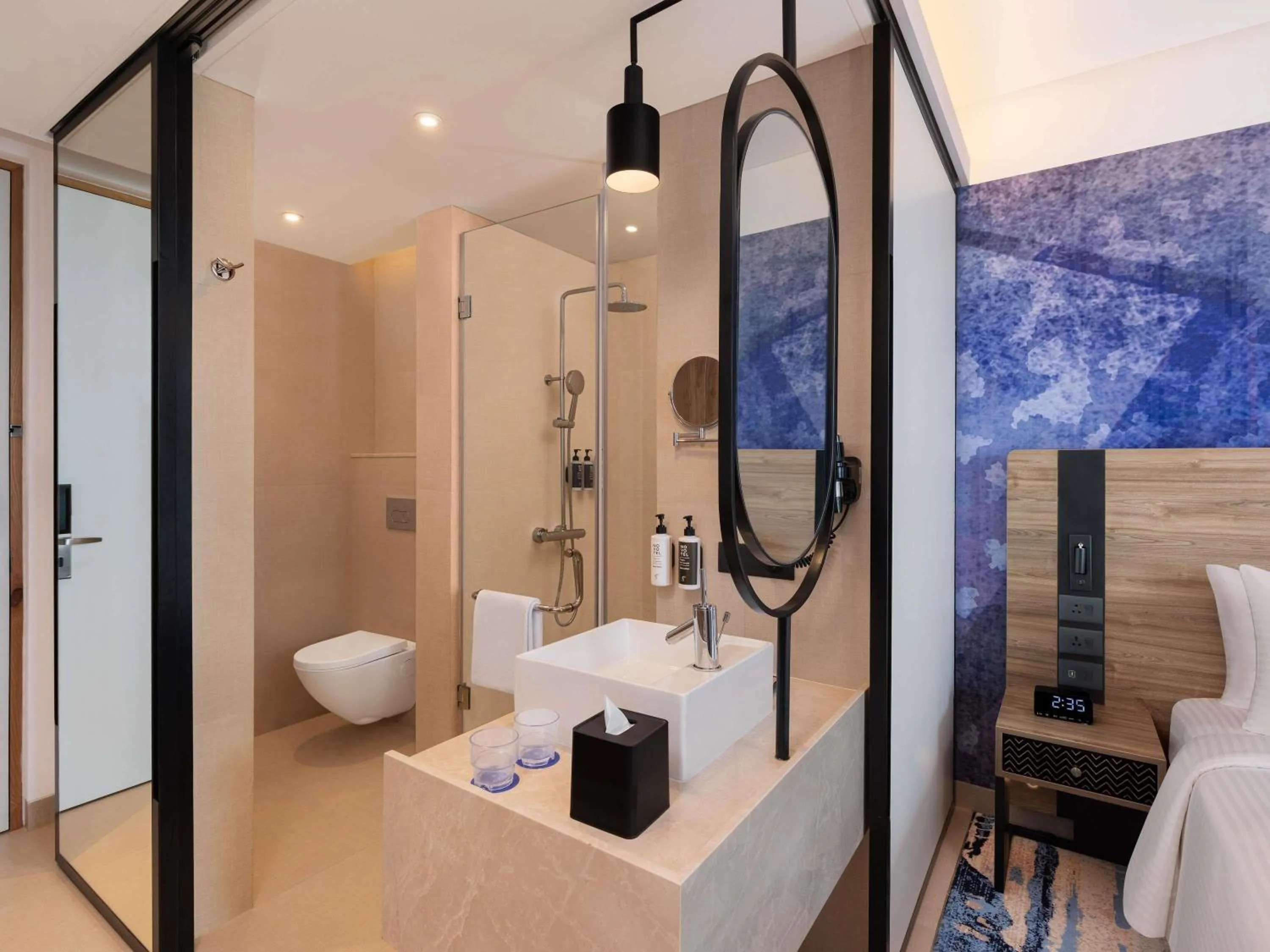 Bedroom in Novotel New Delhi City Centre