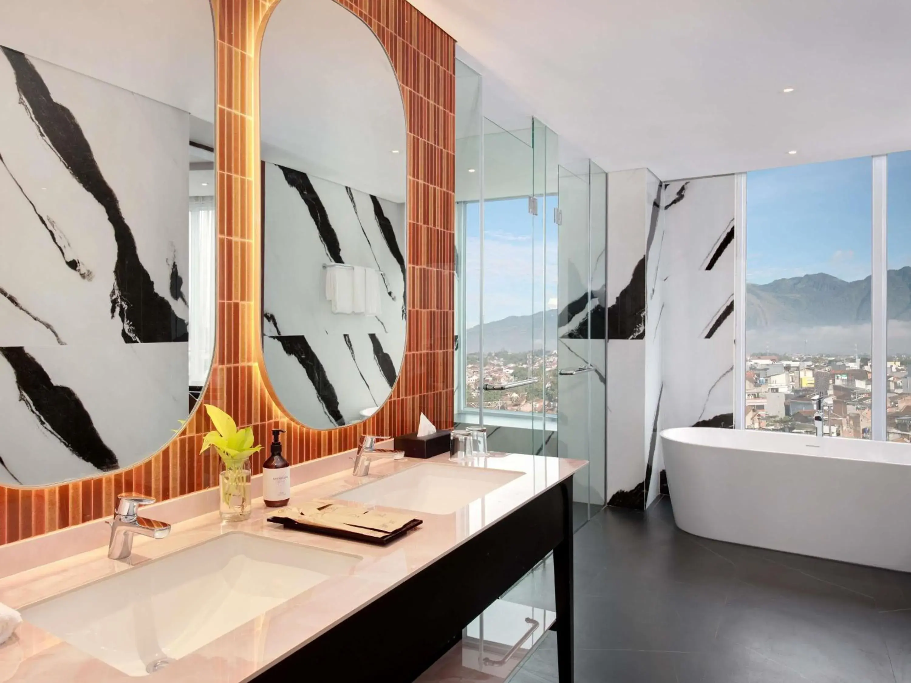 Bedroom, Bed in Mercure Garut City Center Bedroom, Bed in Mercure Garut City Center