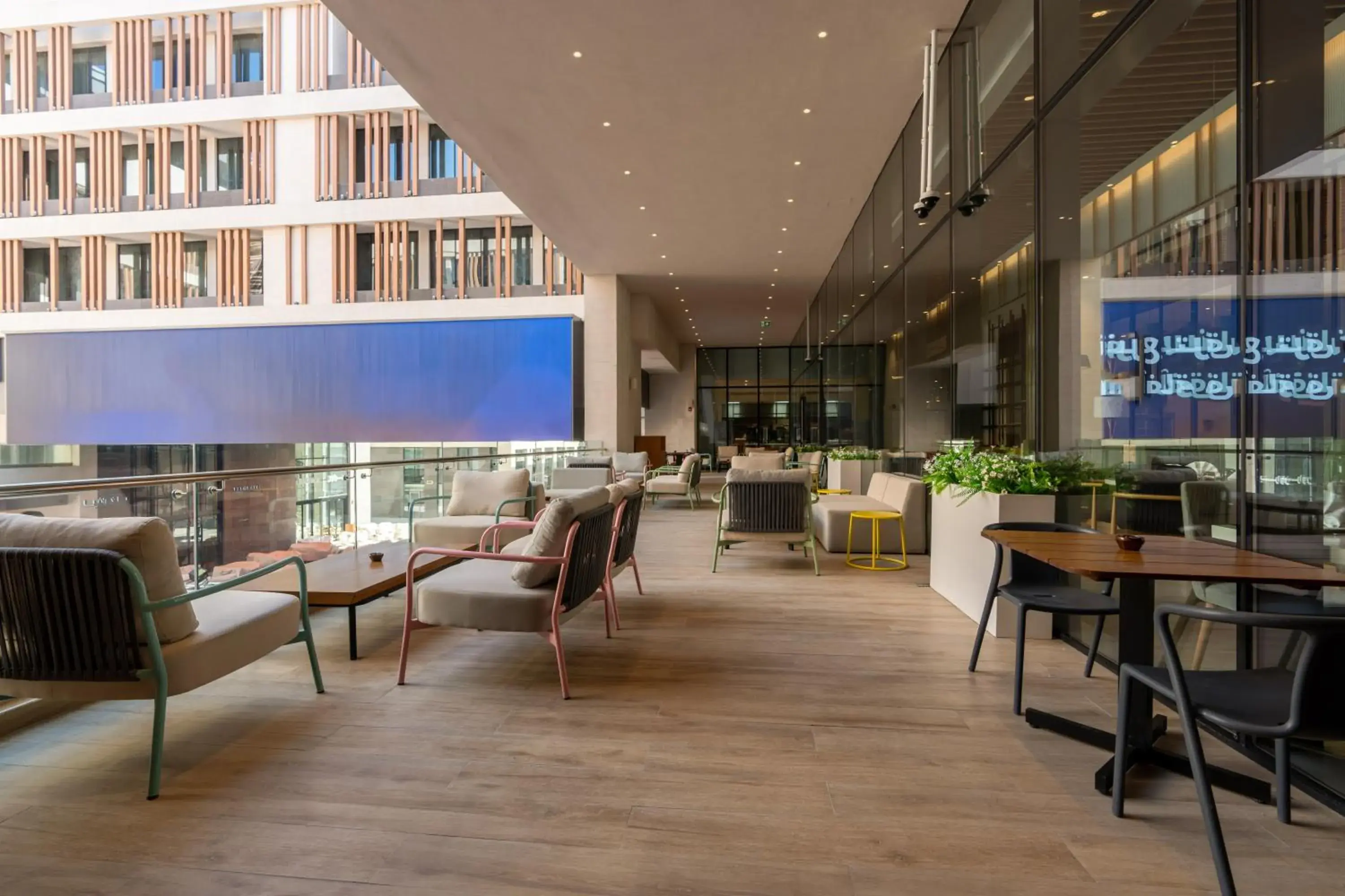 Restaurant/places to eat in West Walk Retaj Hotel Restaurant/places to eat in West Walk Retaj Hotel