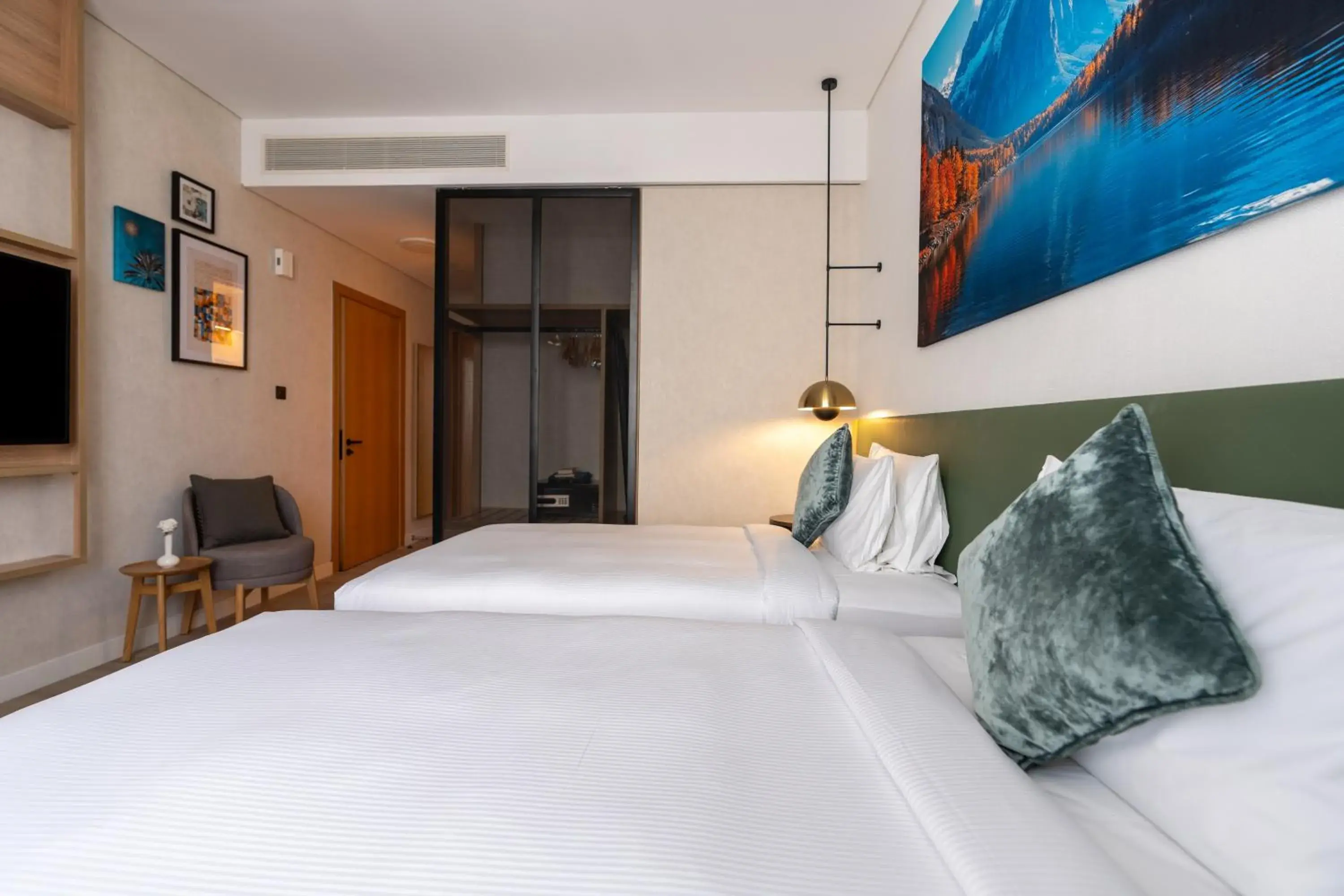 Bed in West Walk Retaj Hotel Bed in West Walk Retaj Hotel