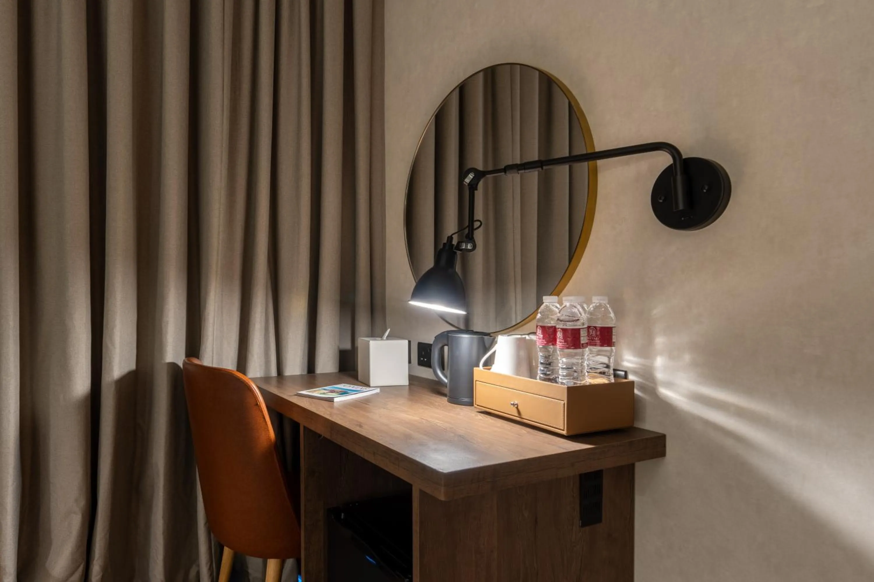 Coffee/tea facilities in West Walk Retaj Hotel