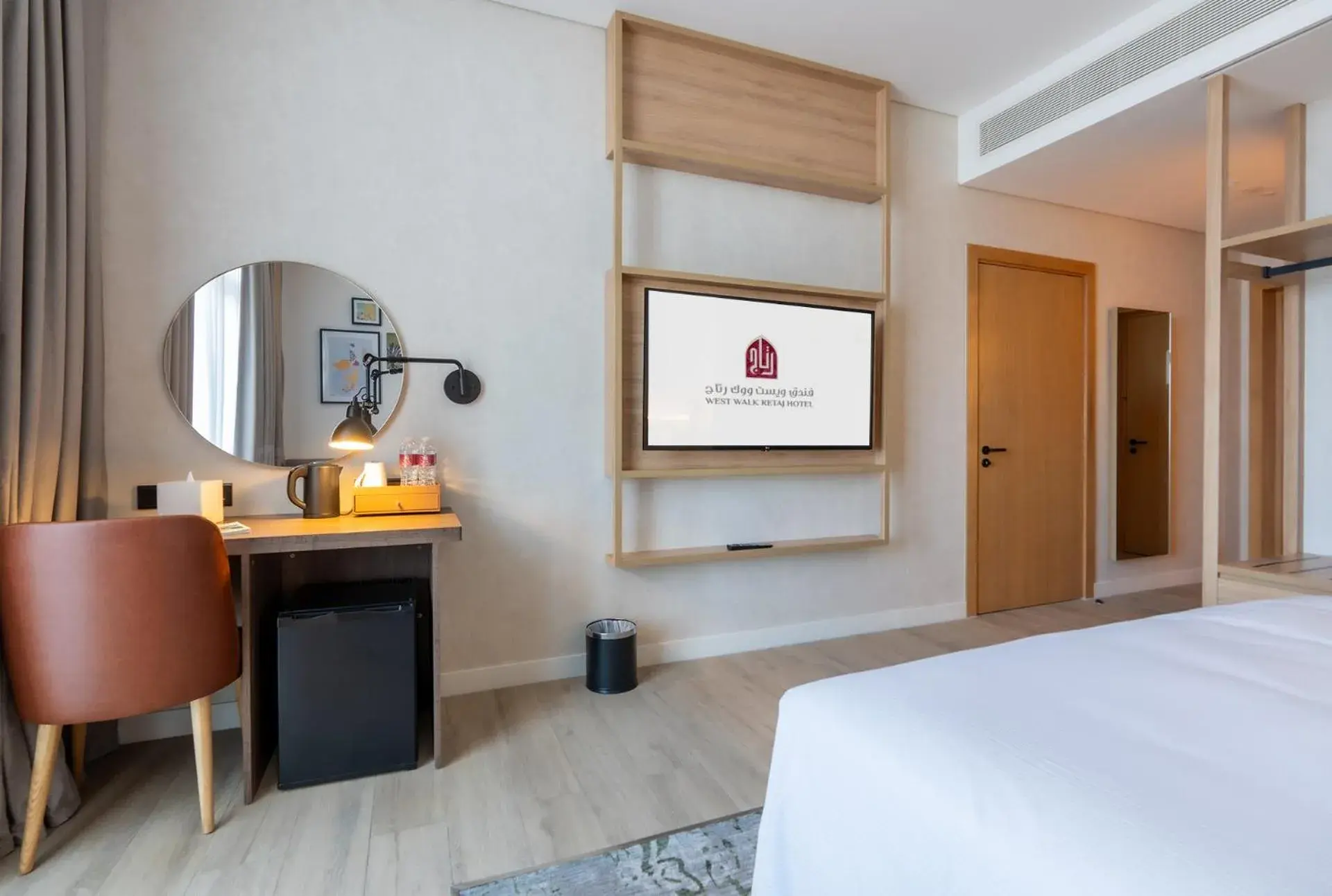 Bed in West Walk Retaj Hotel Bed in West Walk Retaj Hotel