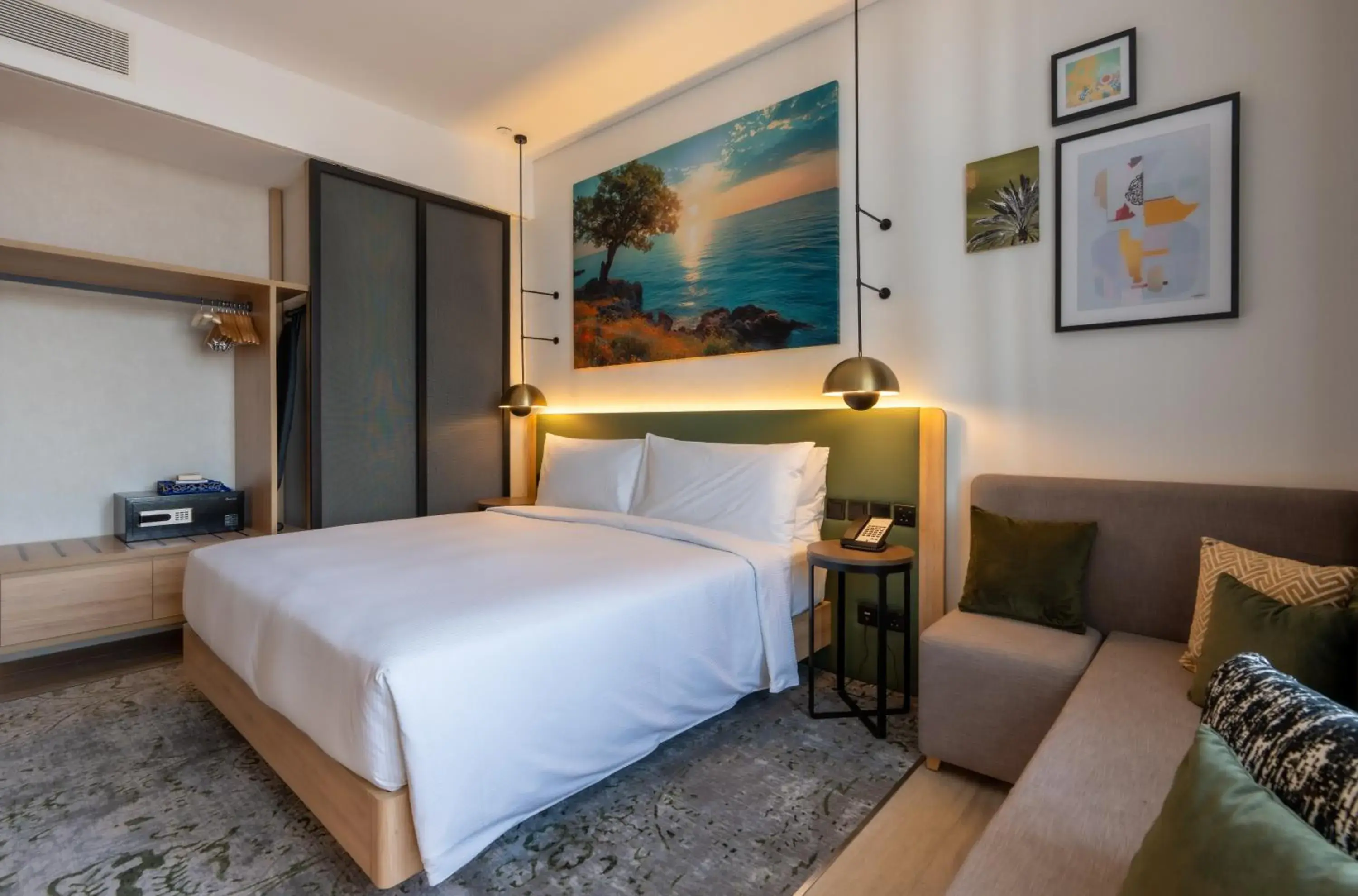 Bed in West Walk Retaj Hotel Bed in West Walk Retaj Hotel