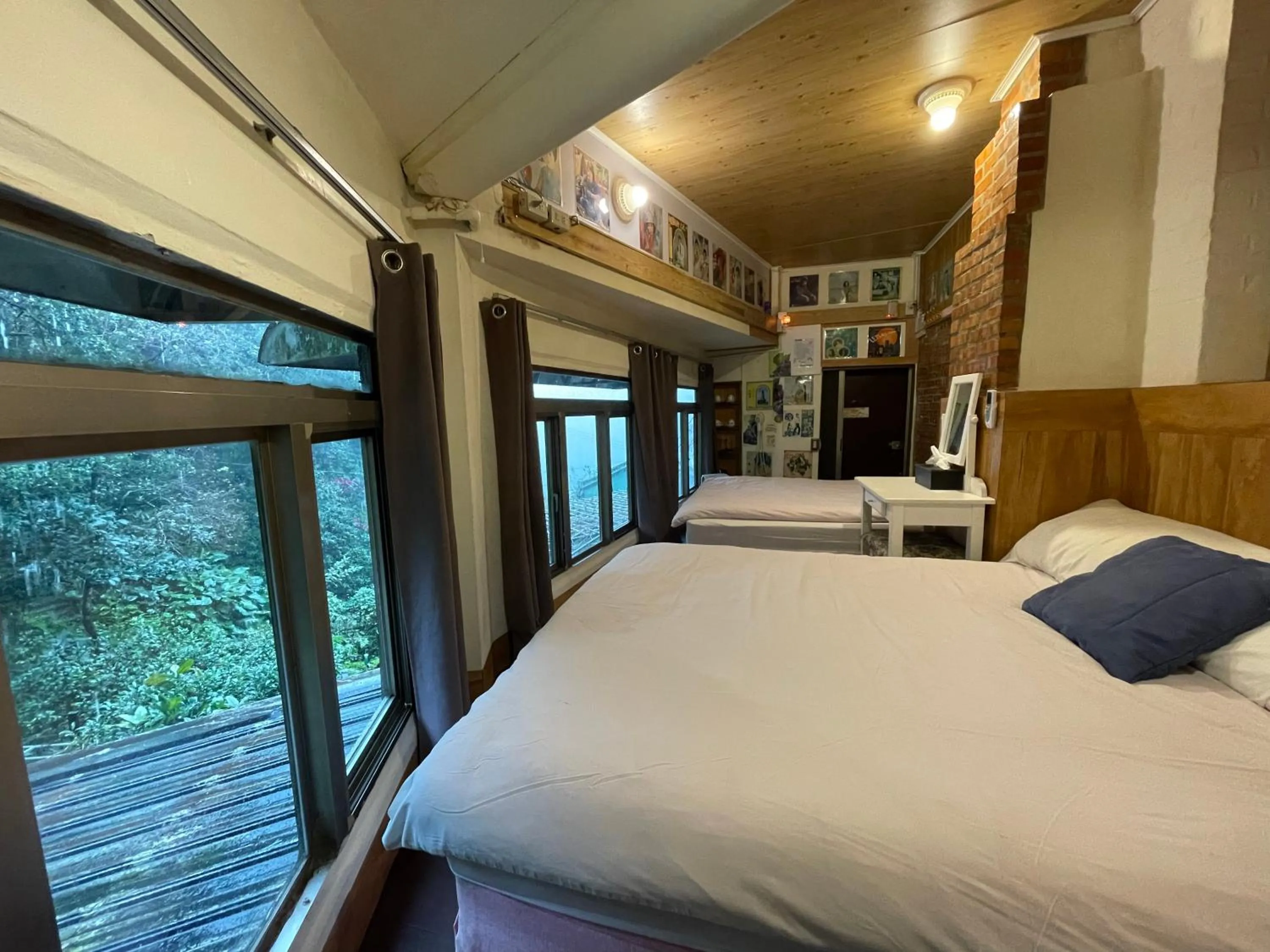 Bed in Linyuan Village