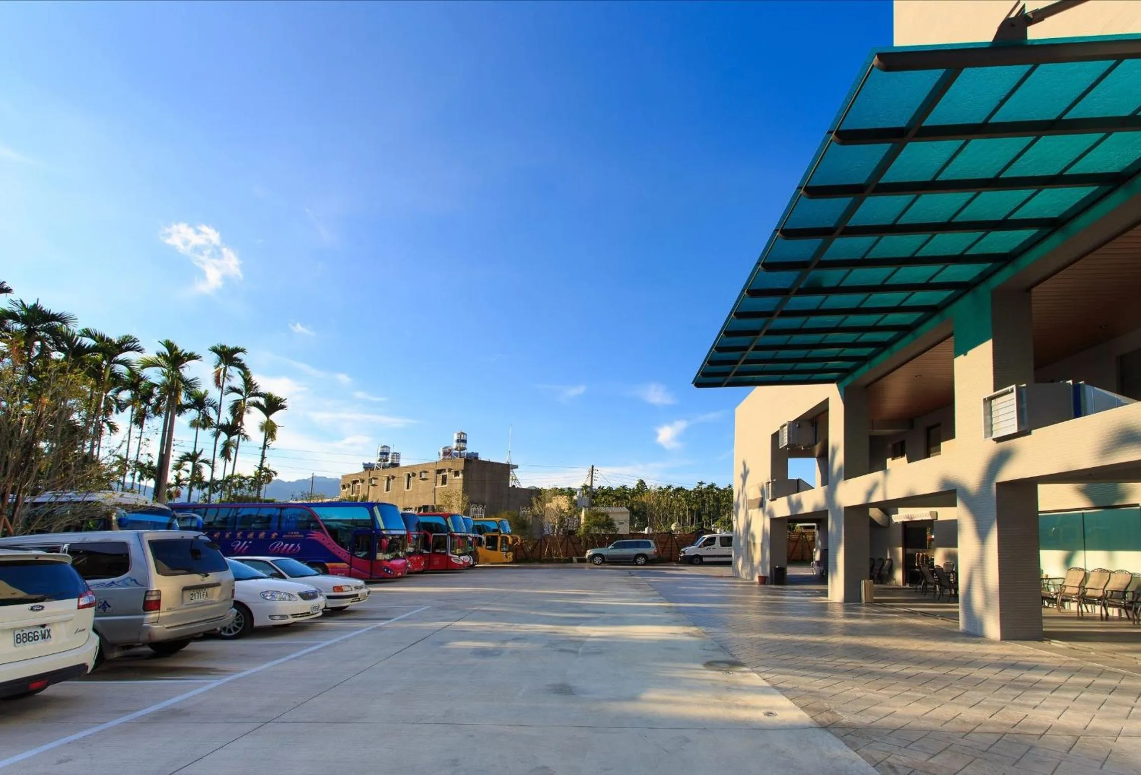 Facade/entrance in Chiayi Oriental Pearl International Hotel