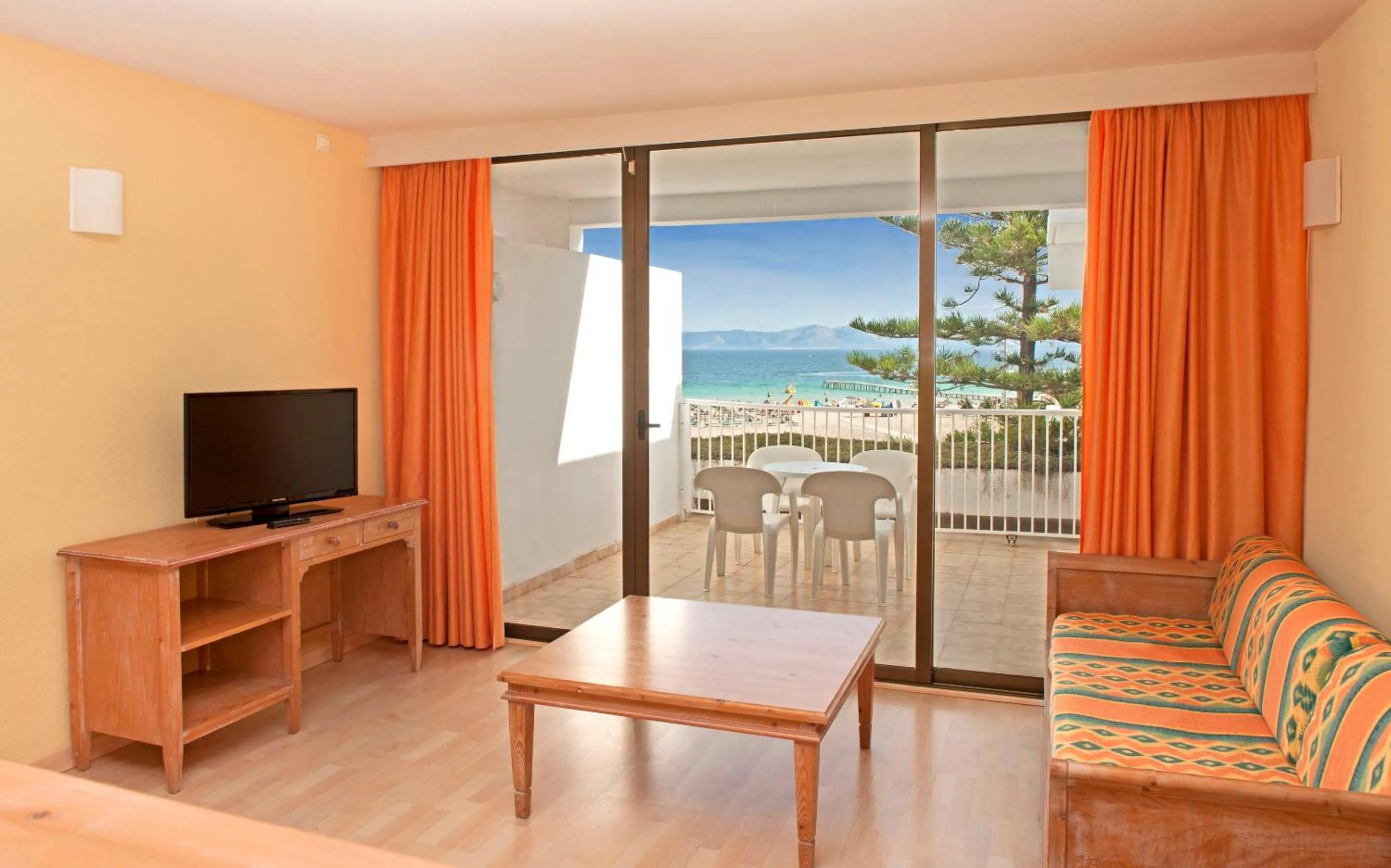 Living room in Iberostar Waves Ciudad Blanca