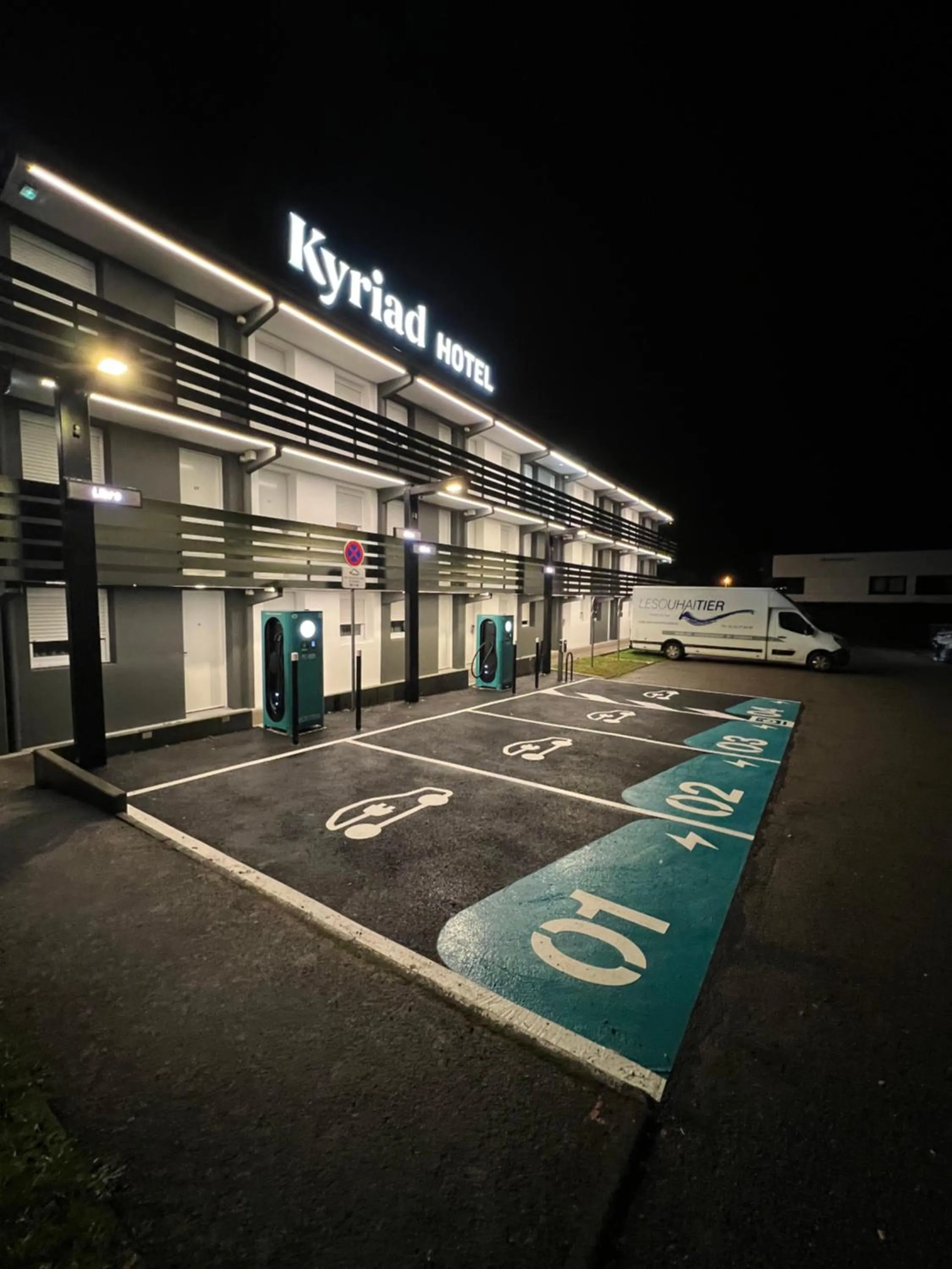 Property building in Kyriad Rouen Sud - Oissel