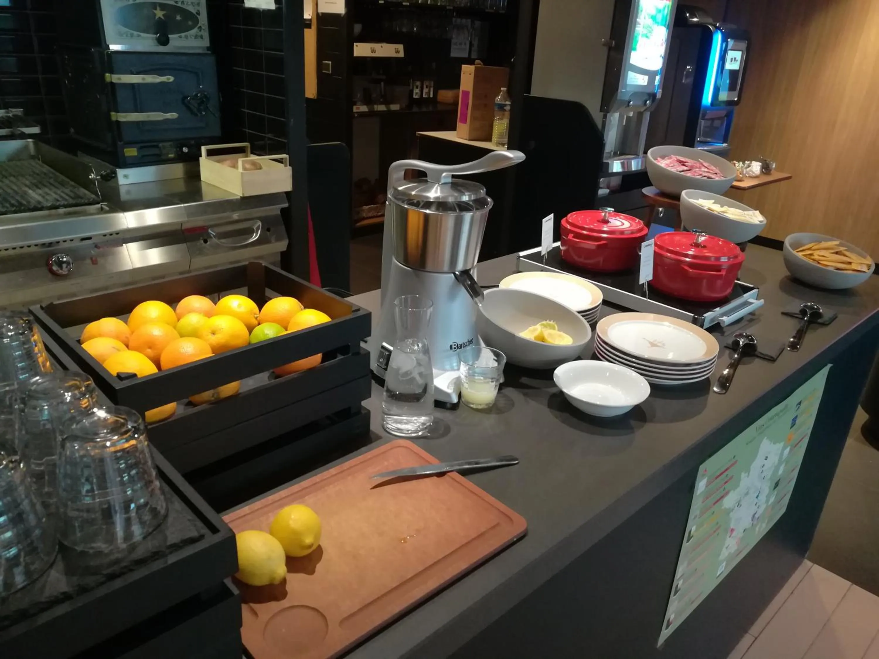 Breakfast in Kyriad Rouen Sud - Oissel