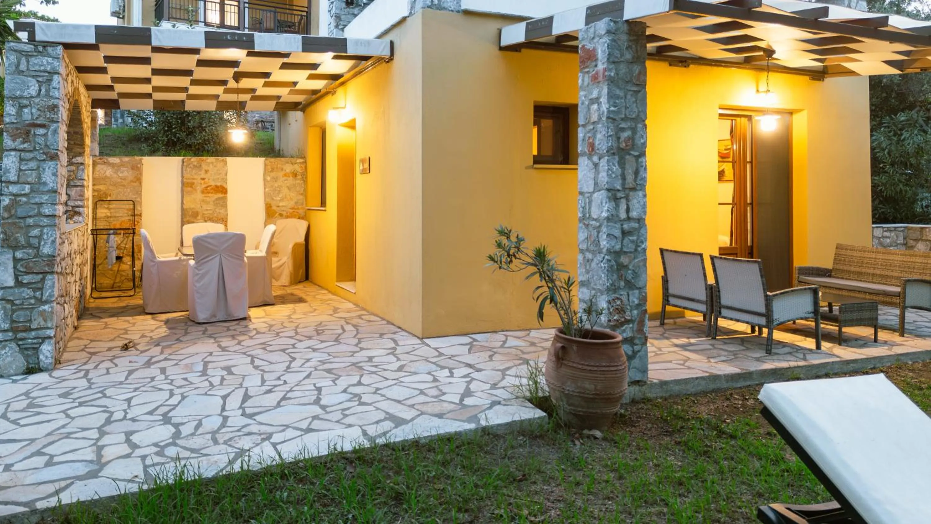 Skiathos Island Suites