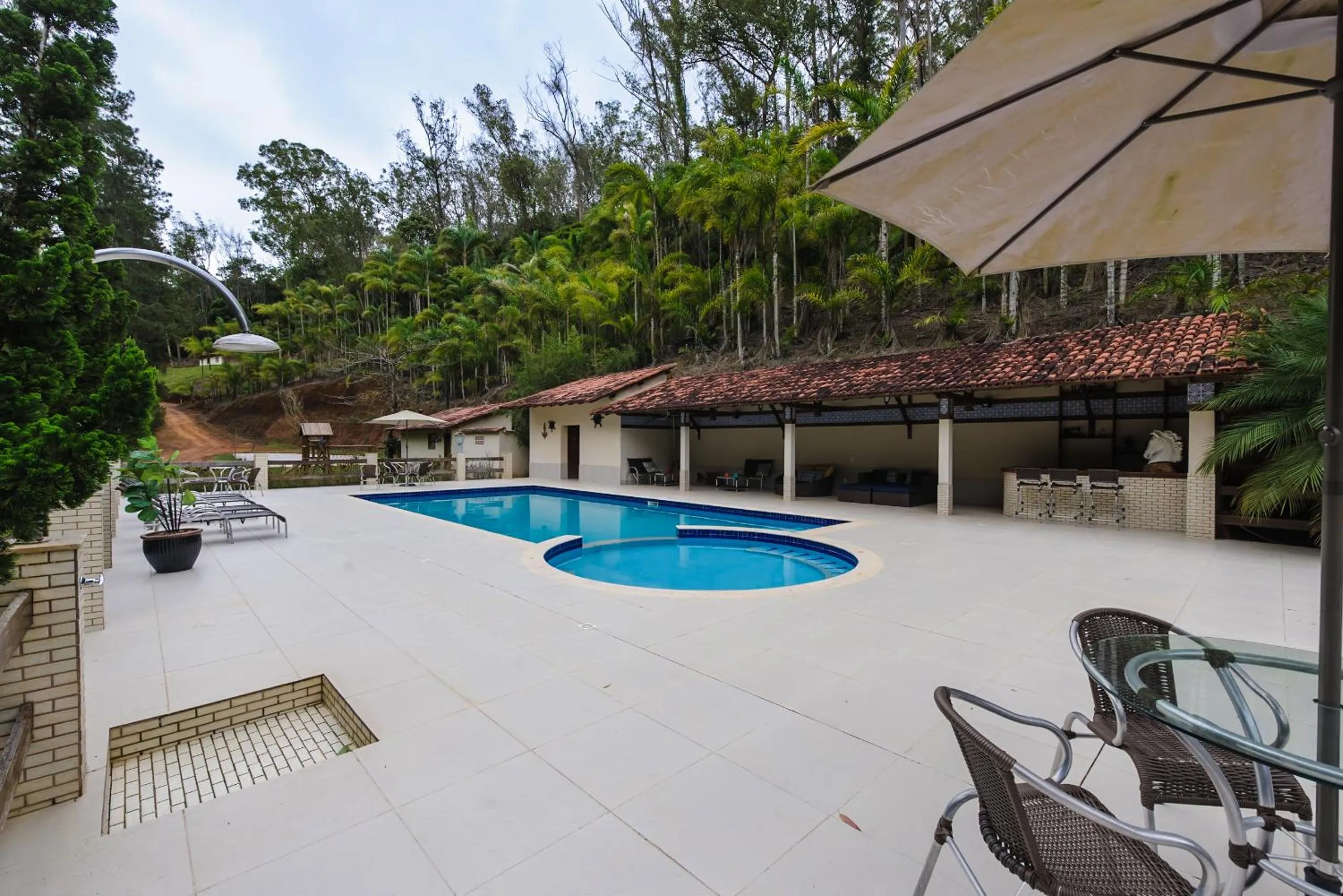 Pool view in Sítio dos Lagos