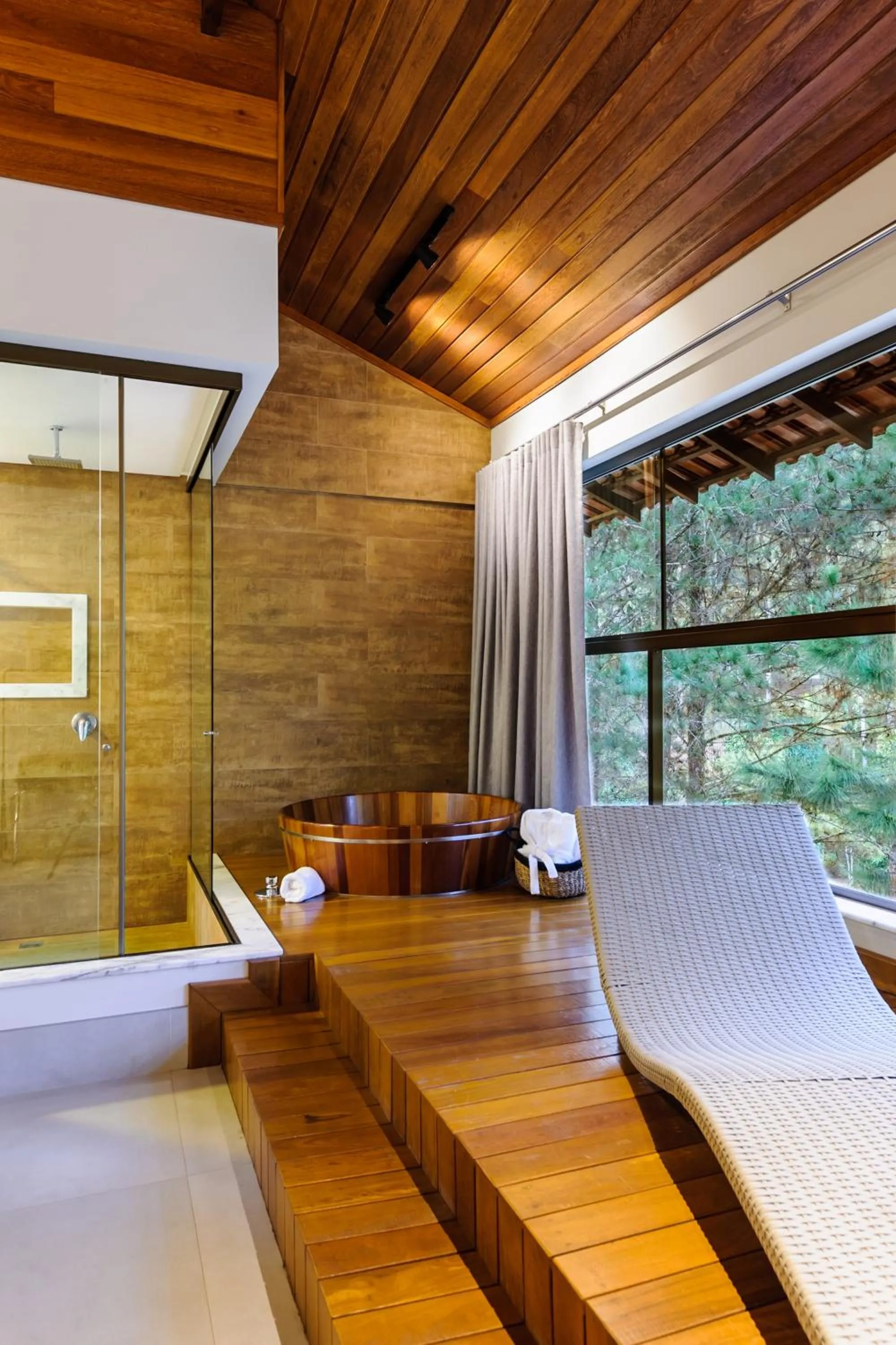 Bathroom, Bed in Sítio dos Lagos