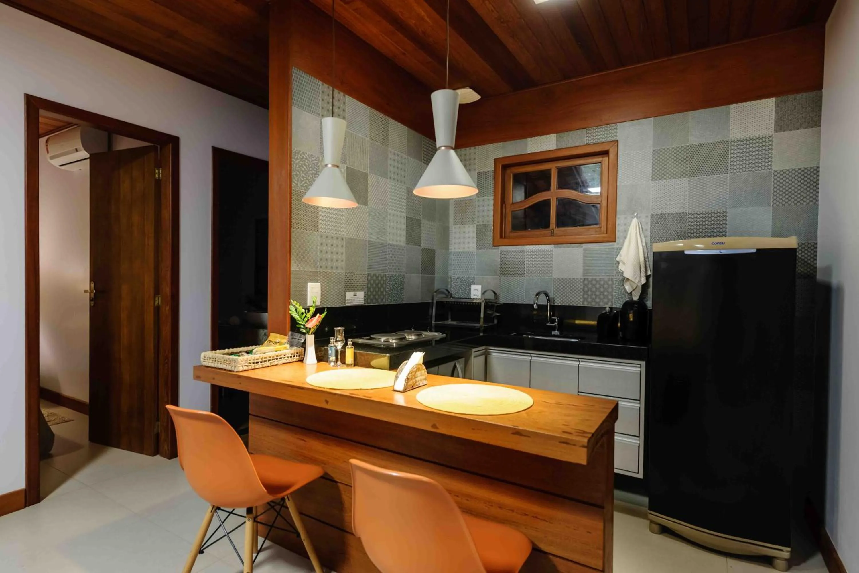 Kitchen or kitchenette in Sítio dos Lagos