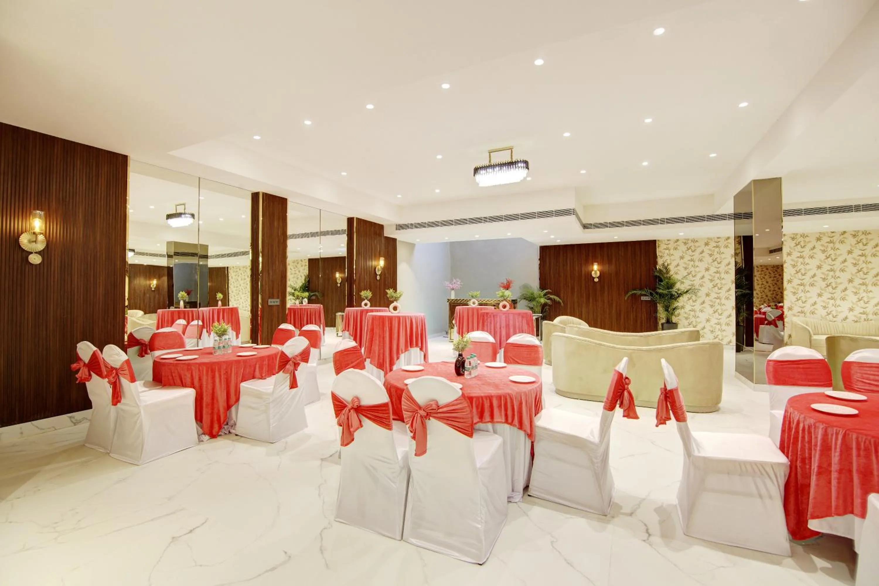 Living room in Saltstayz Premier - Galleria Market Road & Sector 27