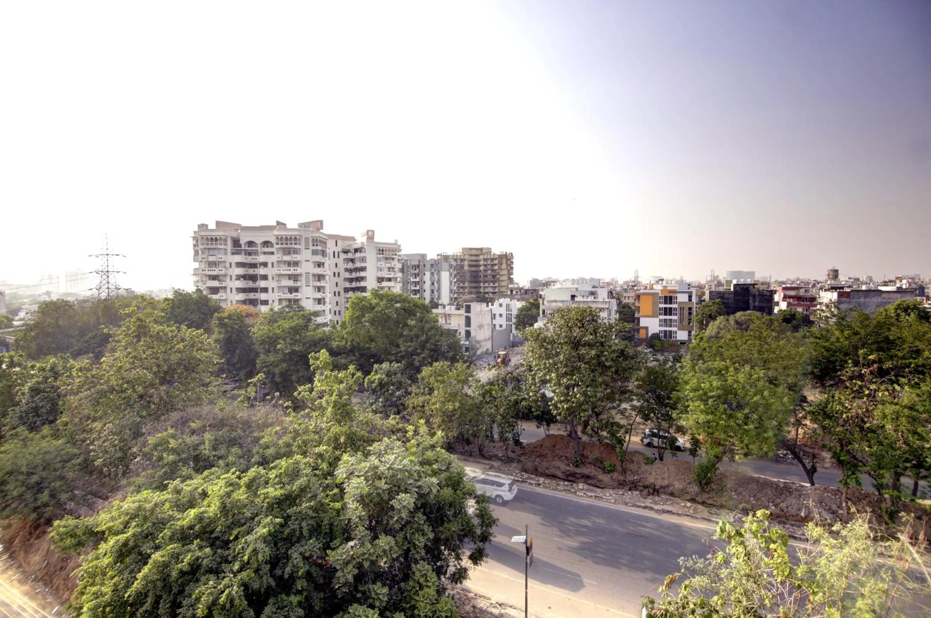 Property building in Saltstayz Premier - Galleria Market Road & Sector 27