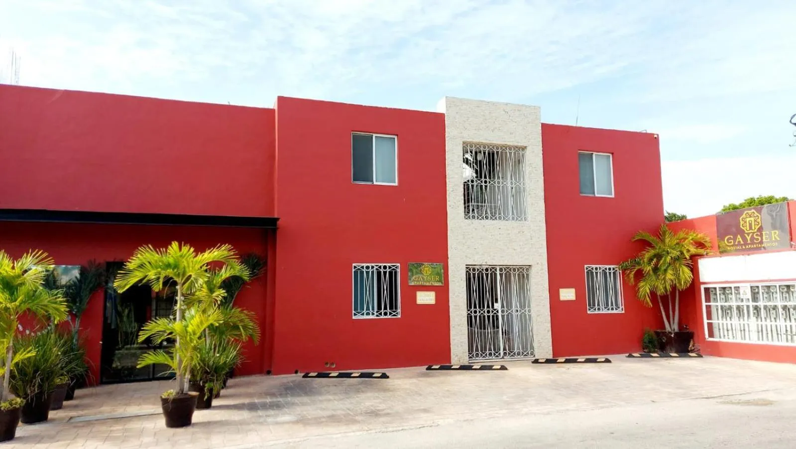 Facade/entrance in Gayser Apartamentos