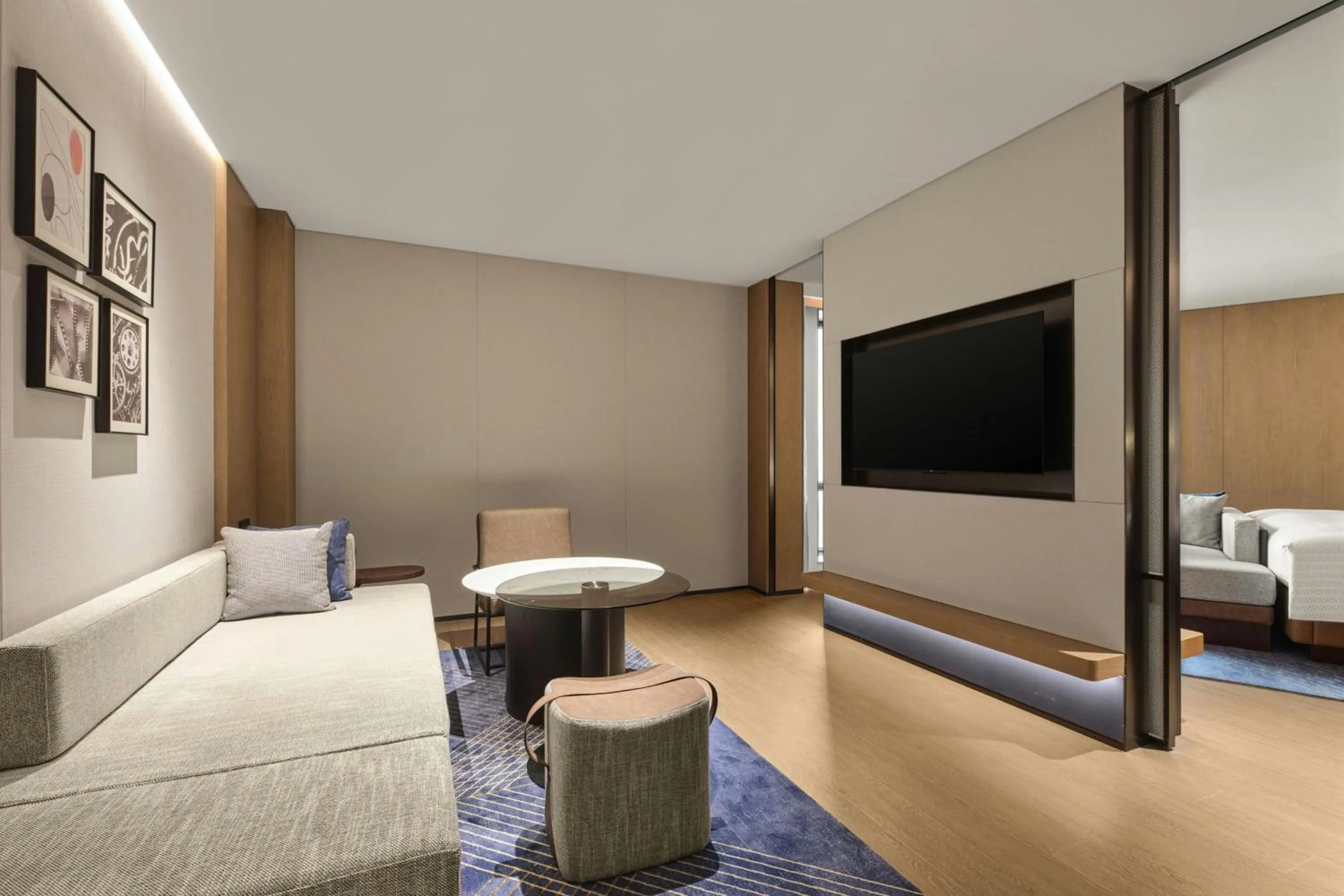 Living room, Bed in Four Points by Sheraton Changchun West