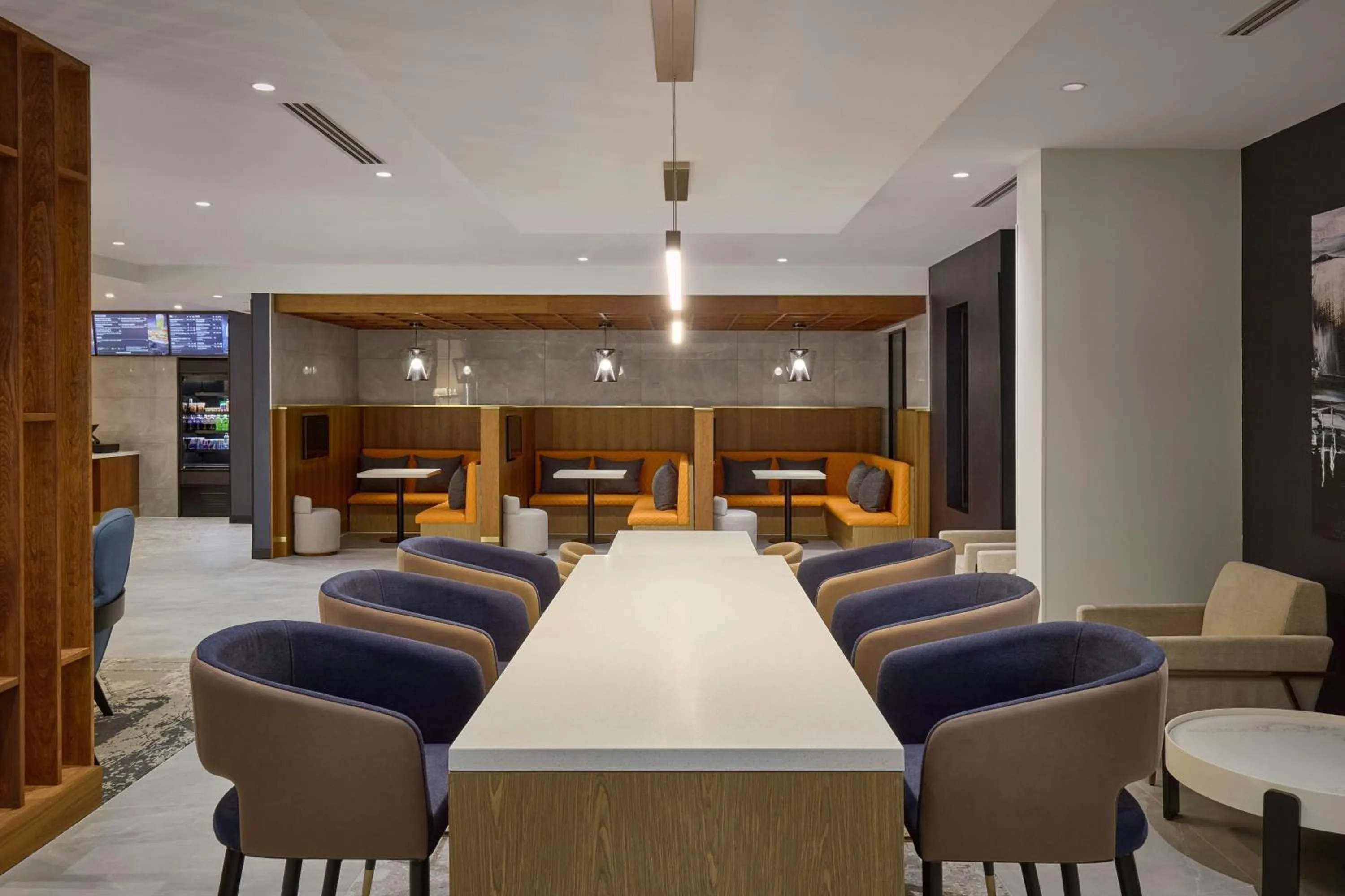 Lobby or reception in Courtyard by Marriott Denver Downtown West