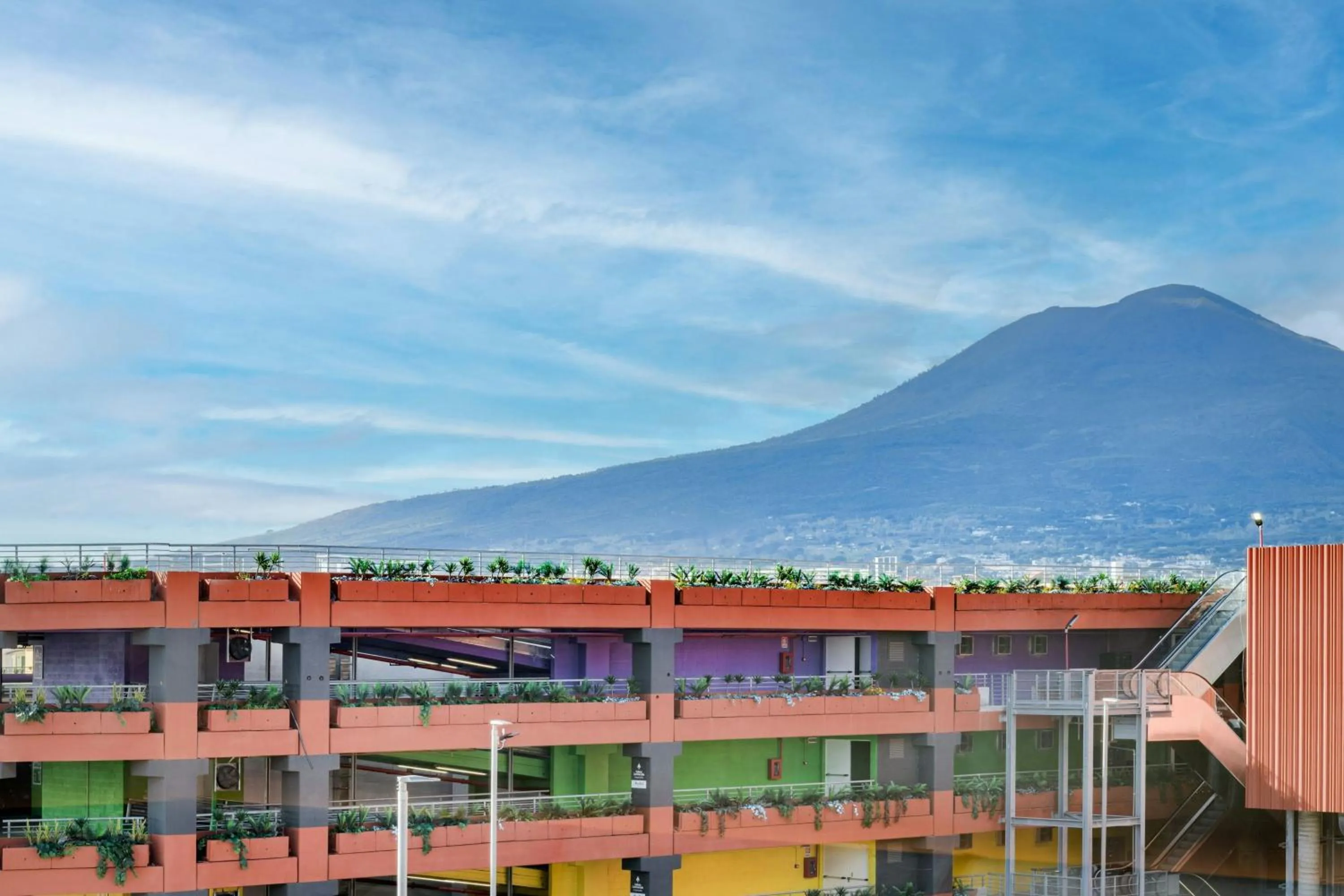 Photo of the whole room in Moxy Pompeii