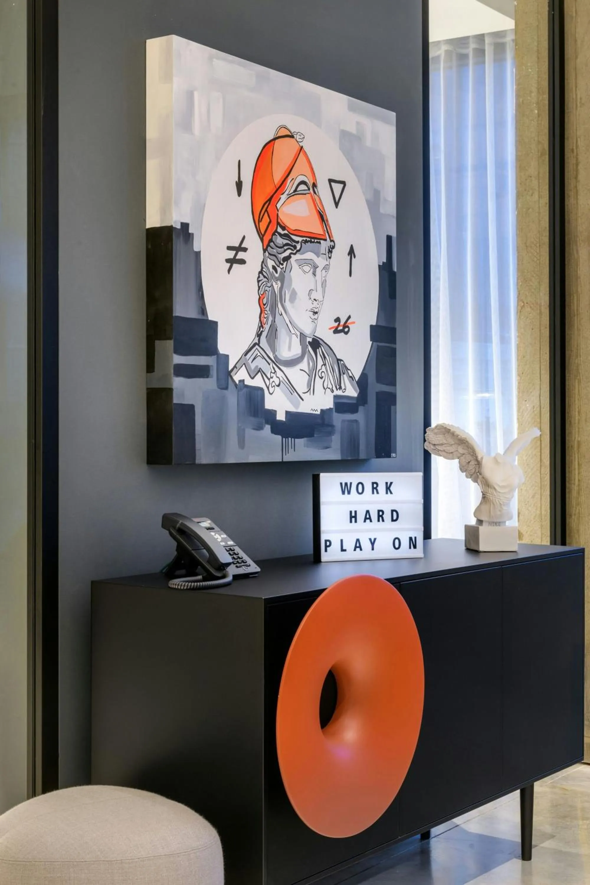 Meeting/conference room in Moxy Pompeii