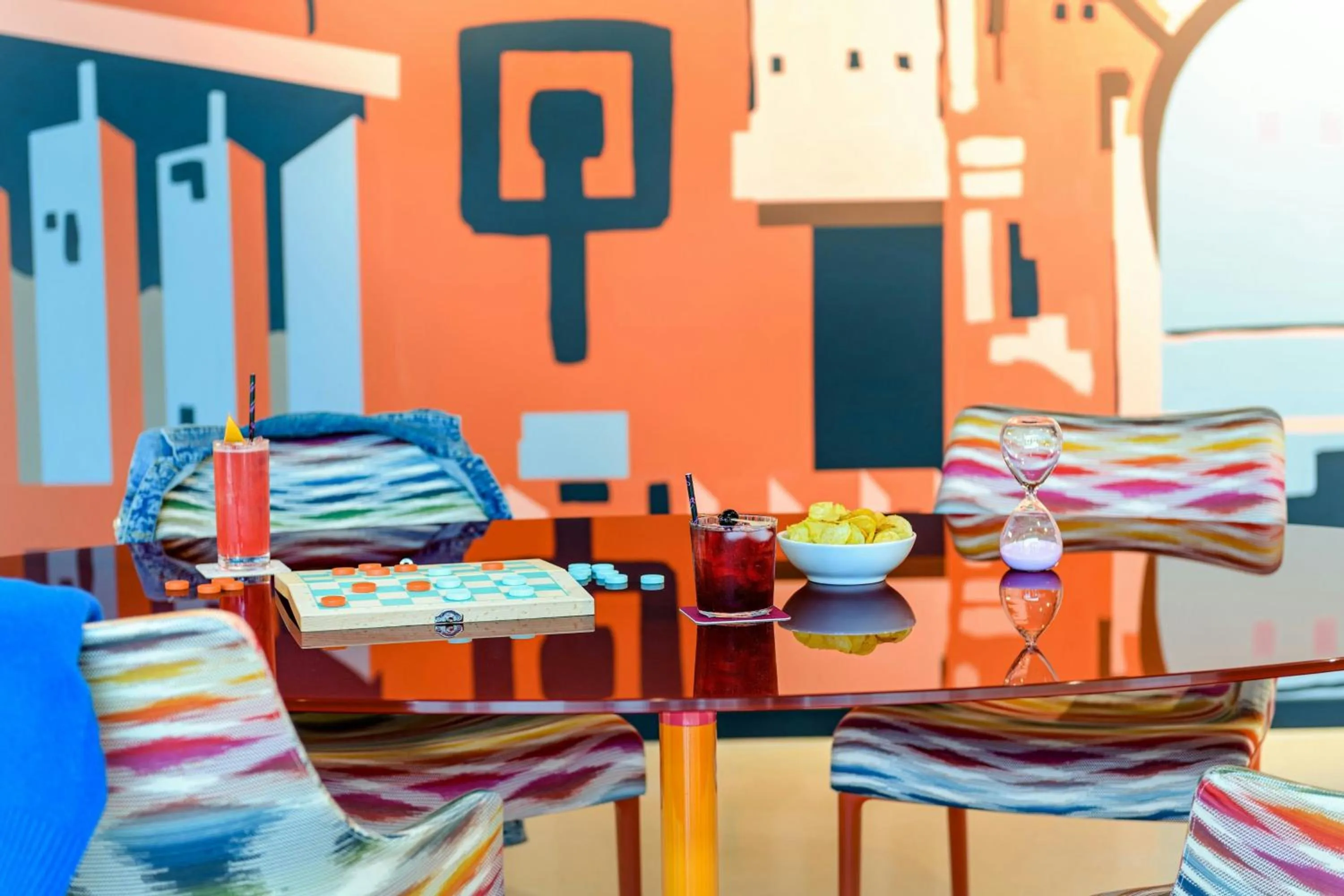 Restaurant/places to eat in Moxy Pompeii